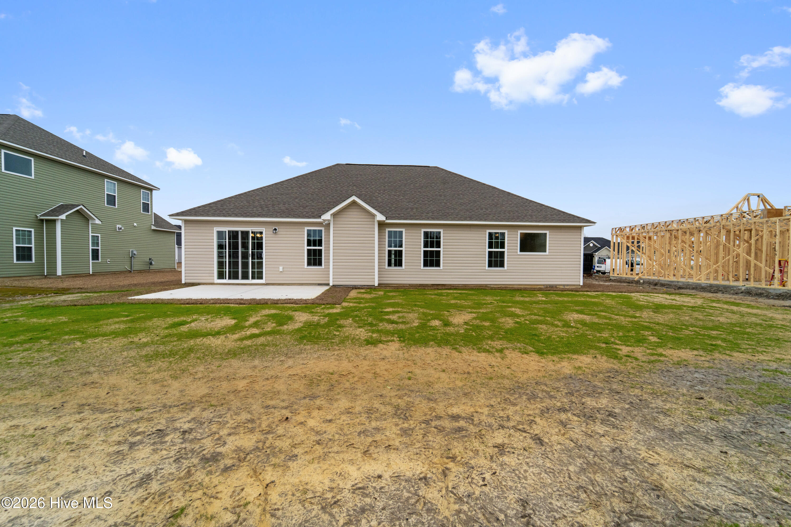 100523680 | Photo 28