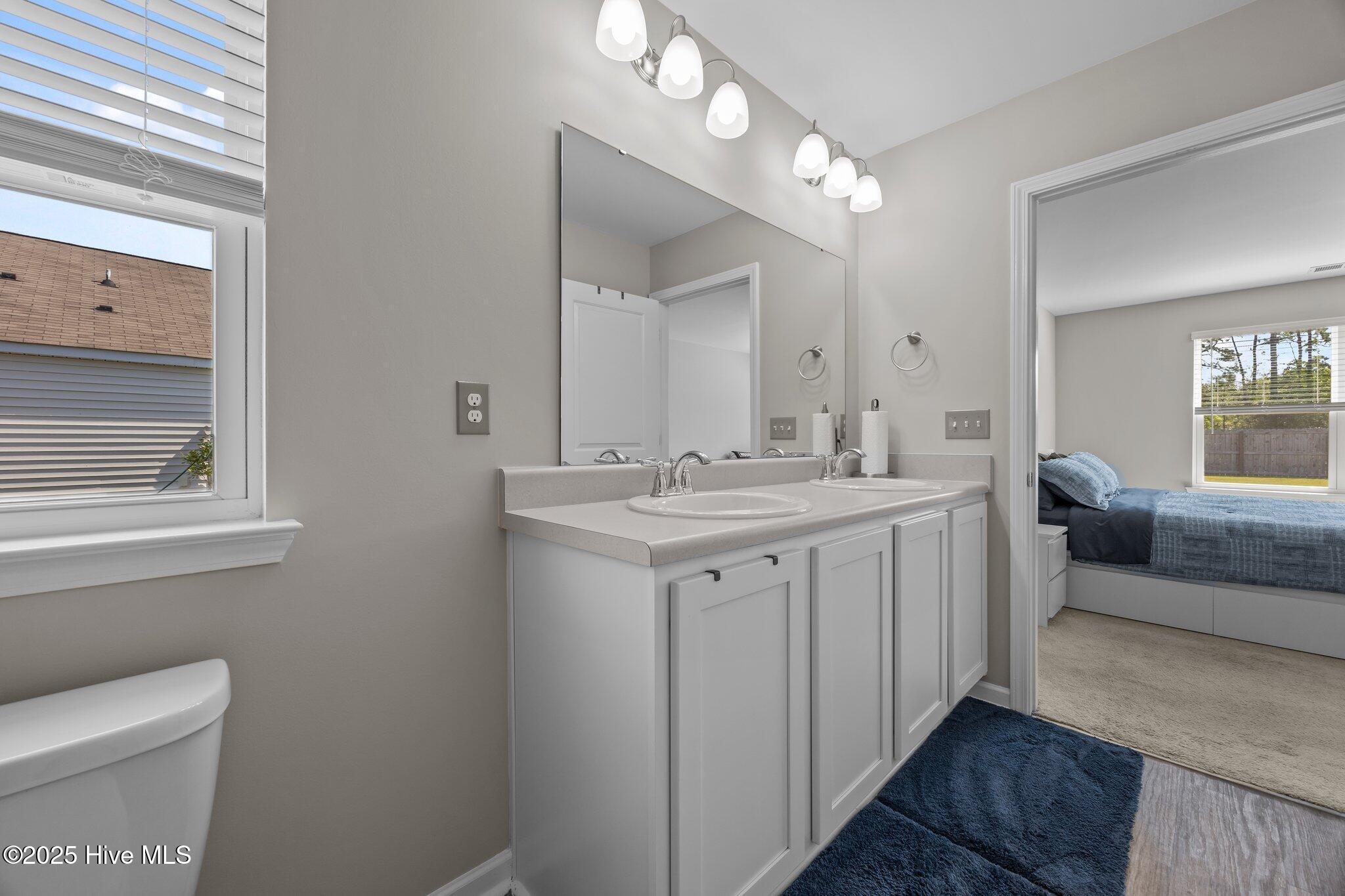 100538089 | Photo 20