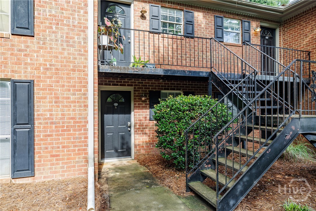 1055 Baxter Street 502