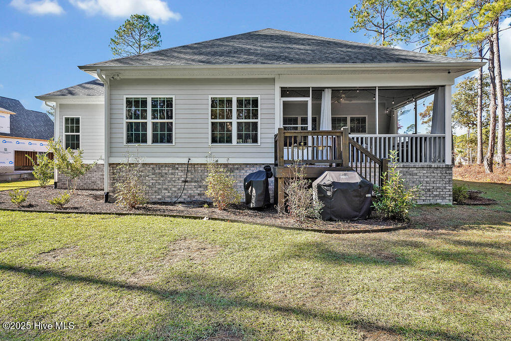 100527191 | Photo 28