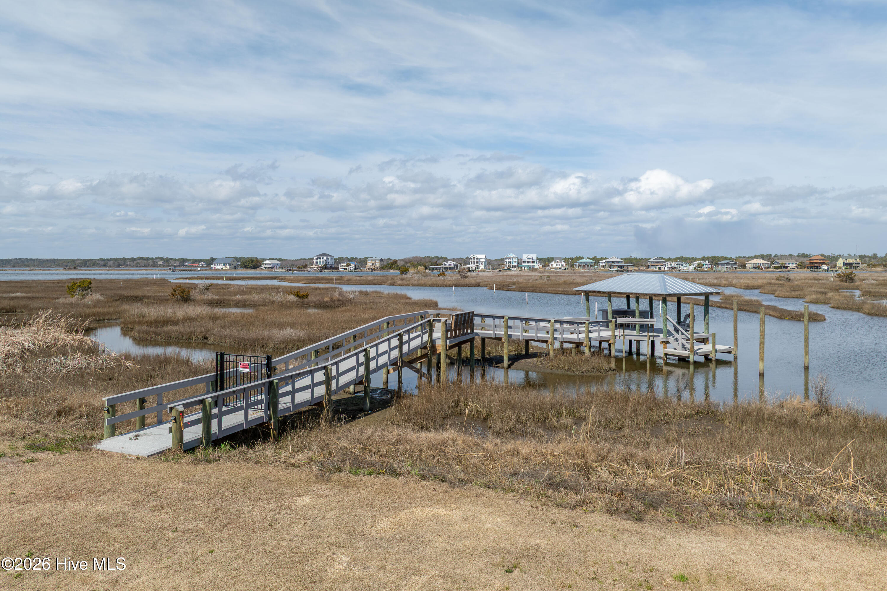 100558828 | Photo 44