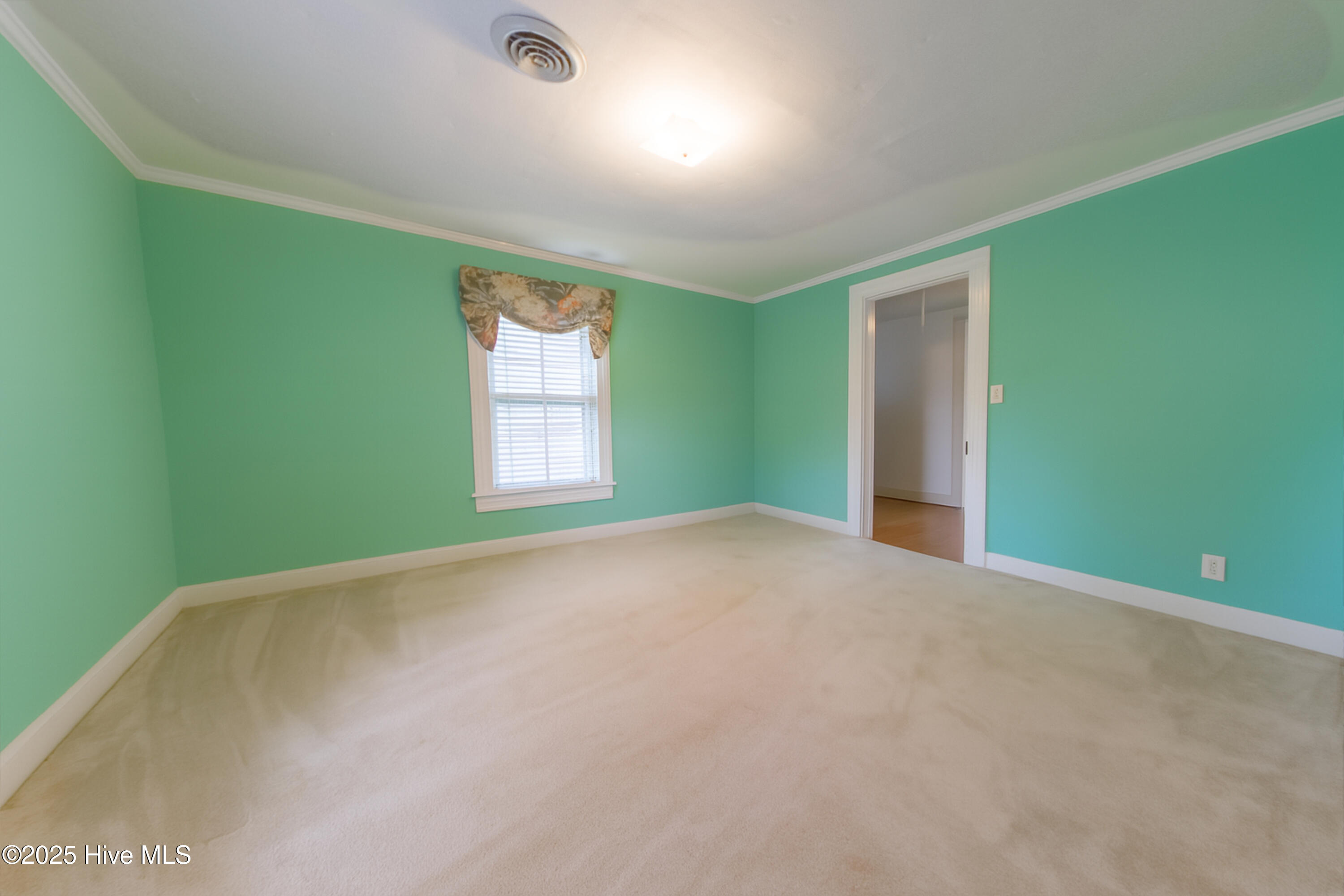 100474271 | Photo 32