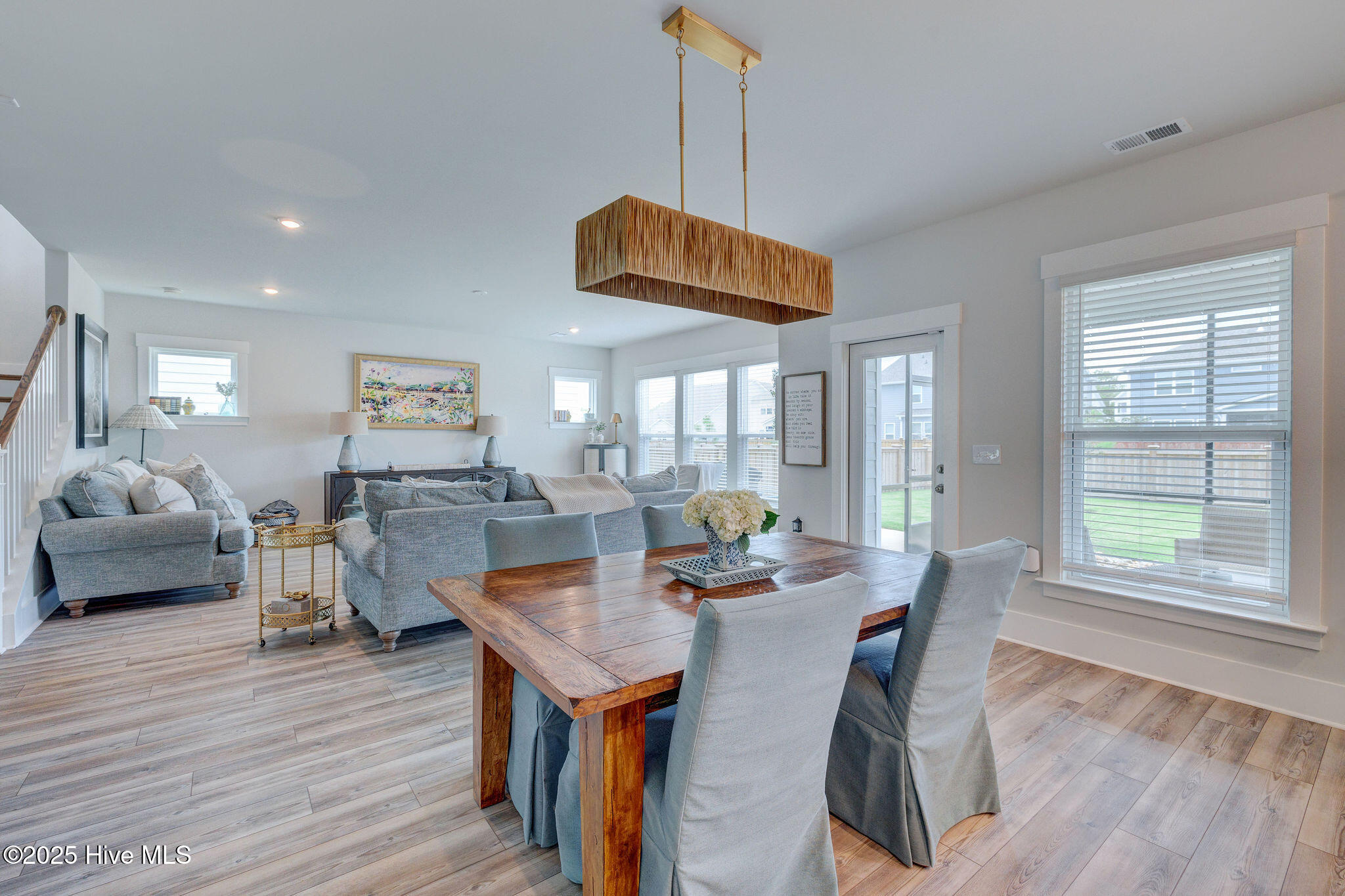 100524366 | Photo 15