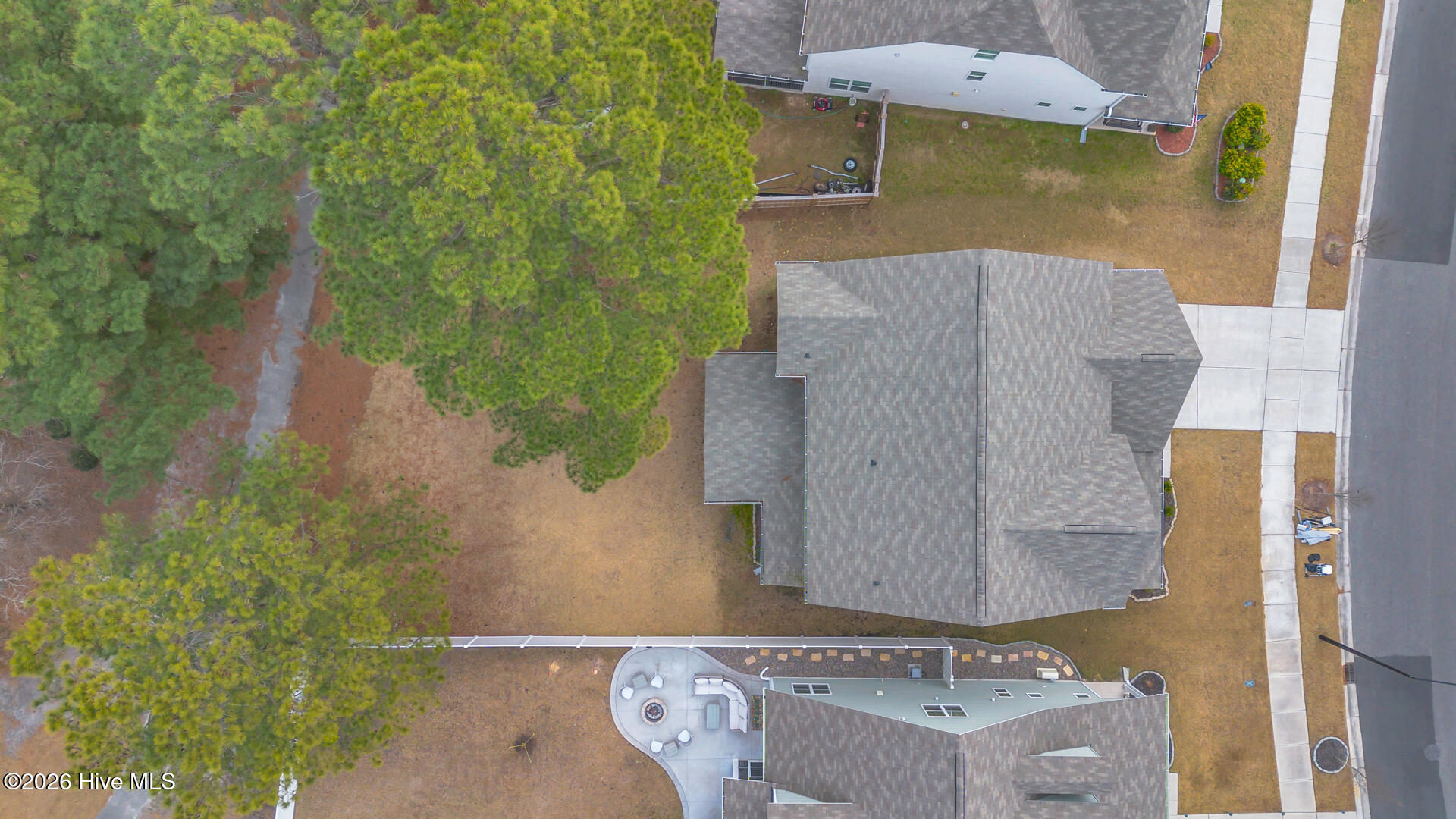 100549355 | Photo 53