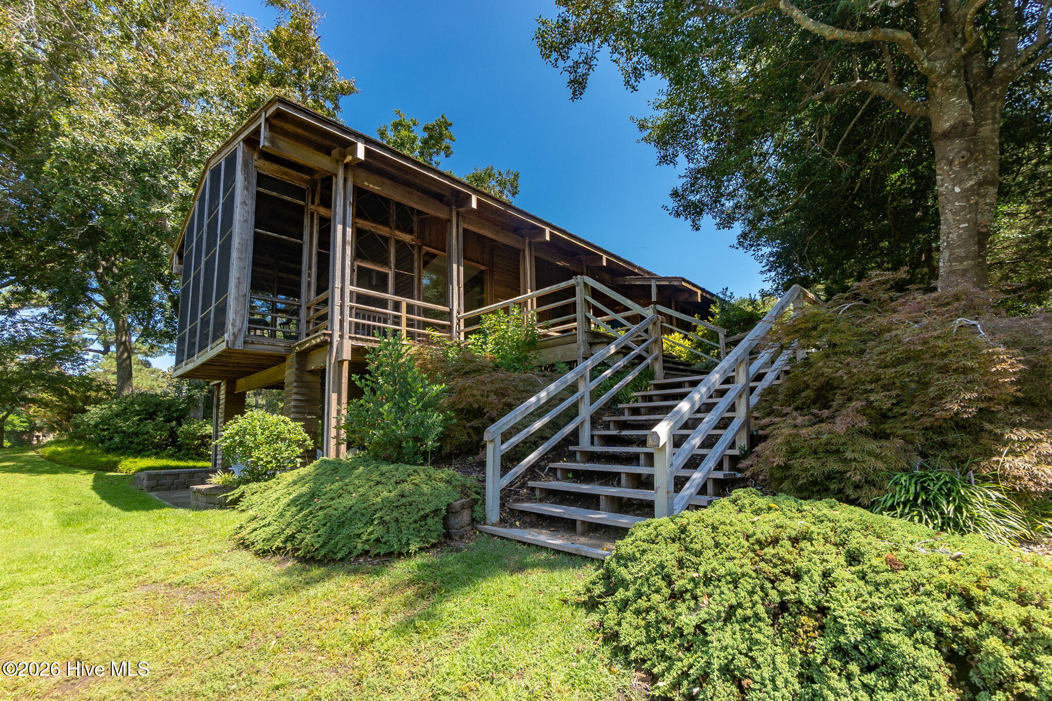 Stairs to dock