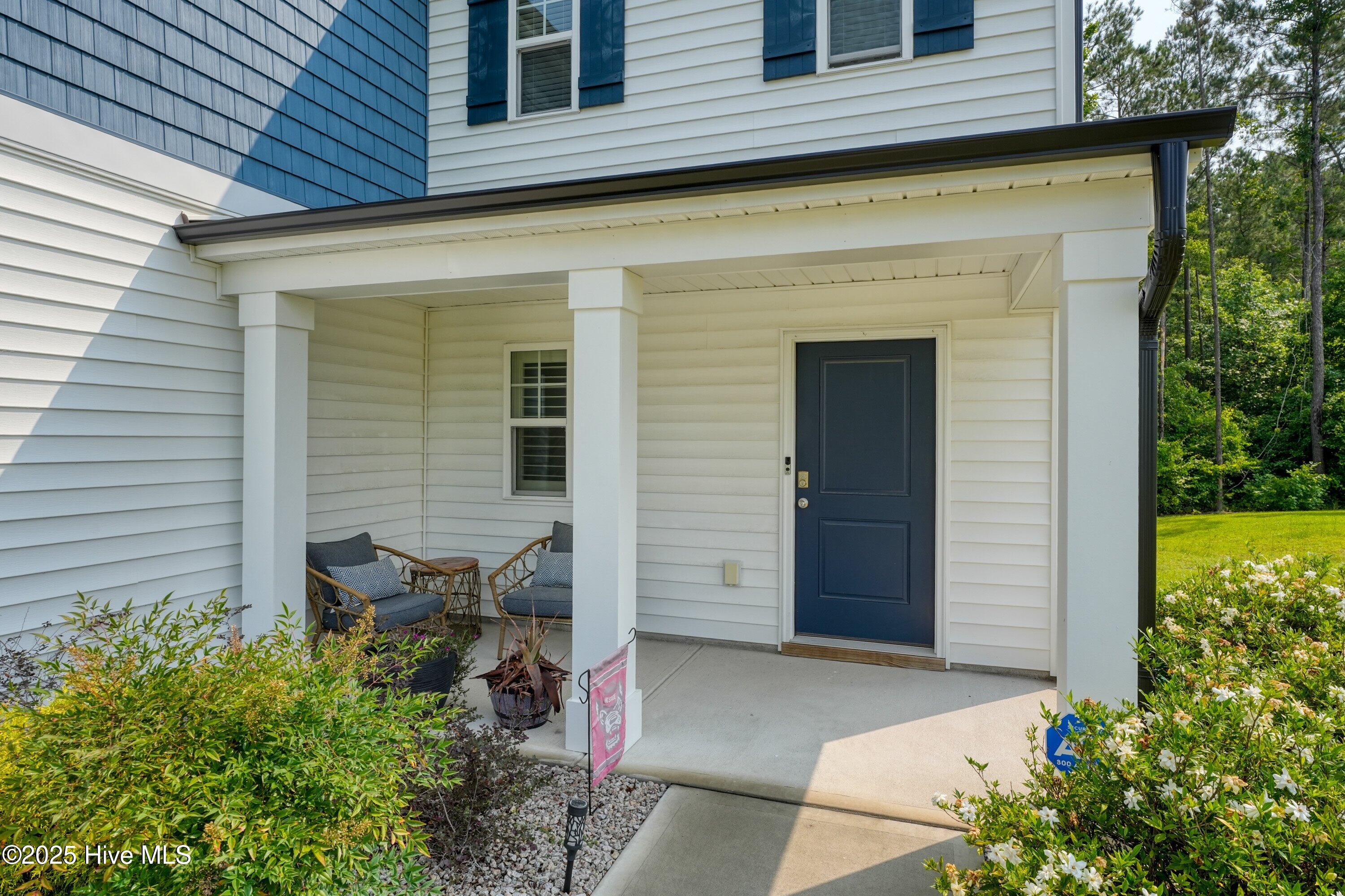 100511892 | Photo 46