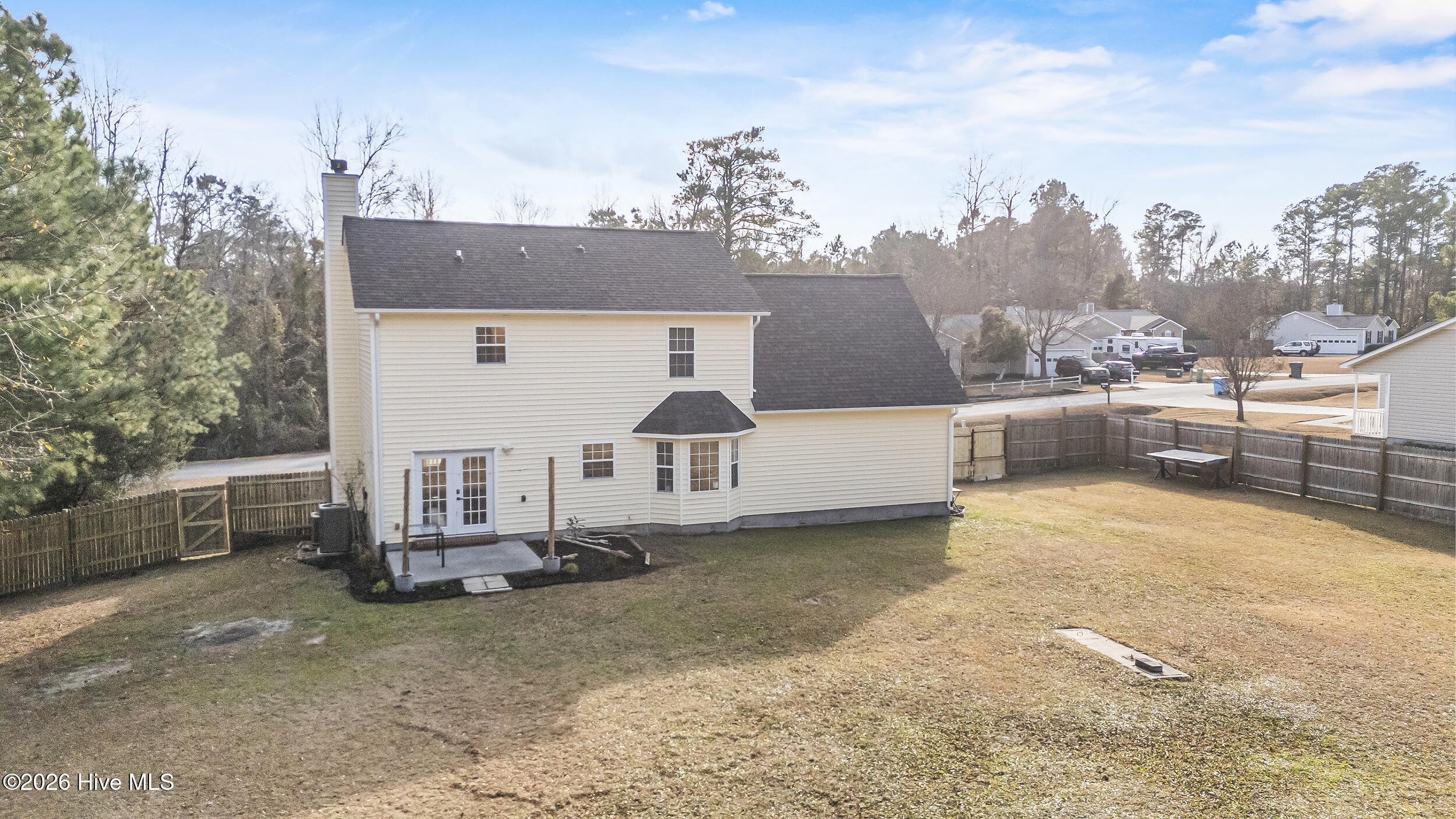 100547983 | Photo 39