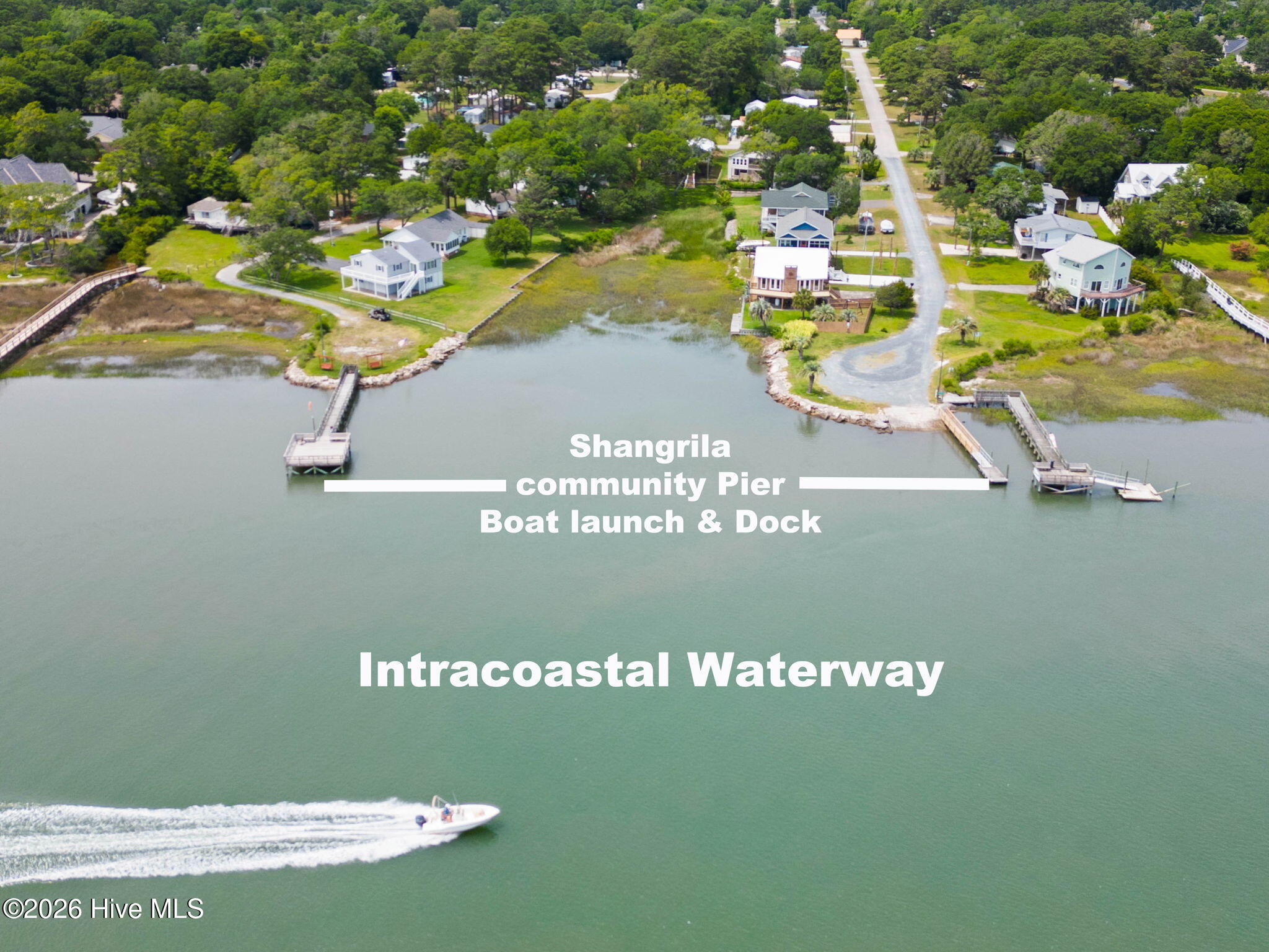 100561384 | Photo 38