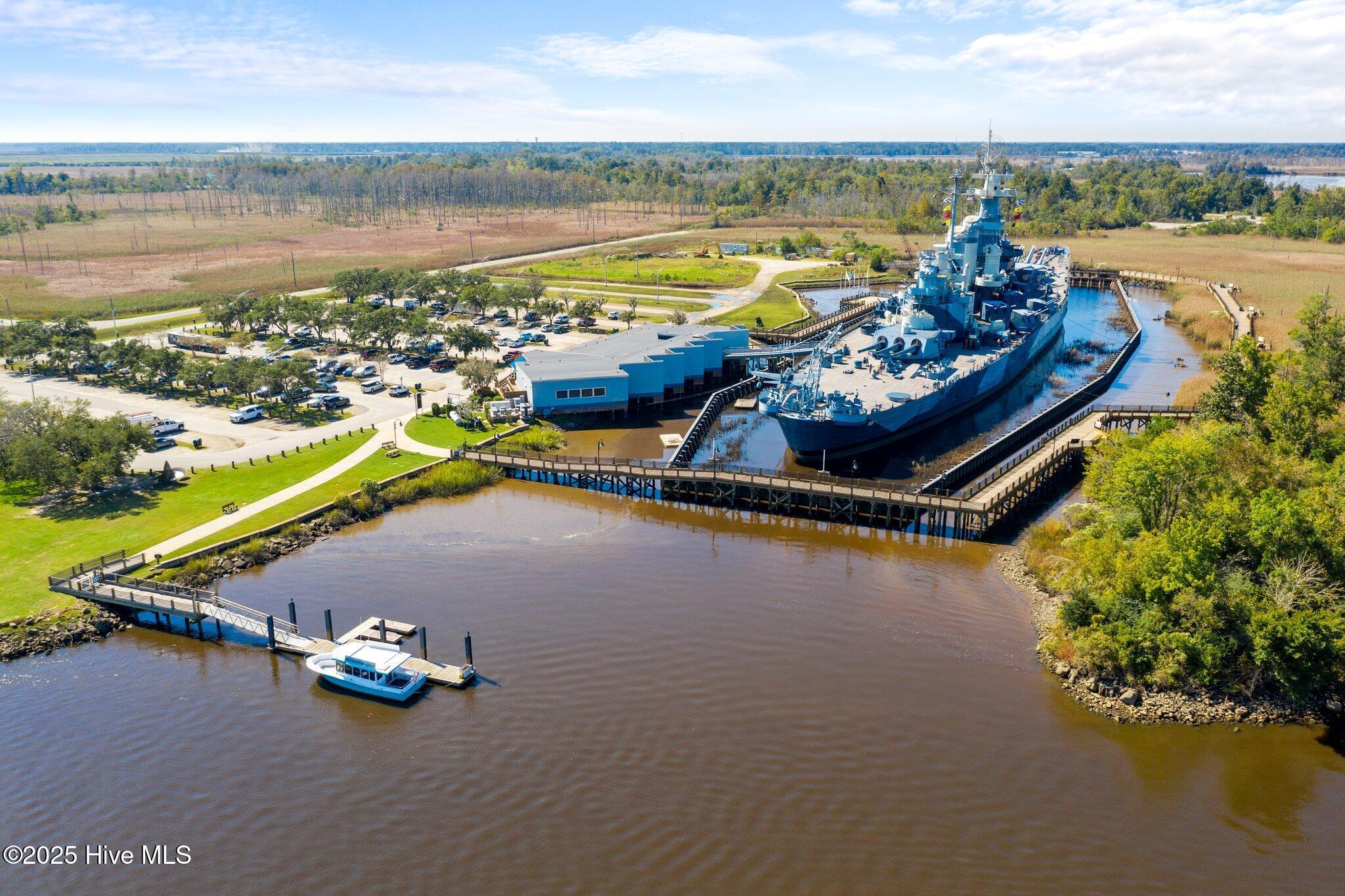 100544405 | Photo 22