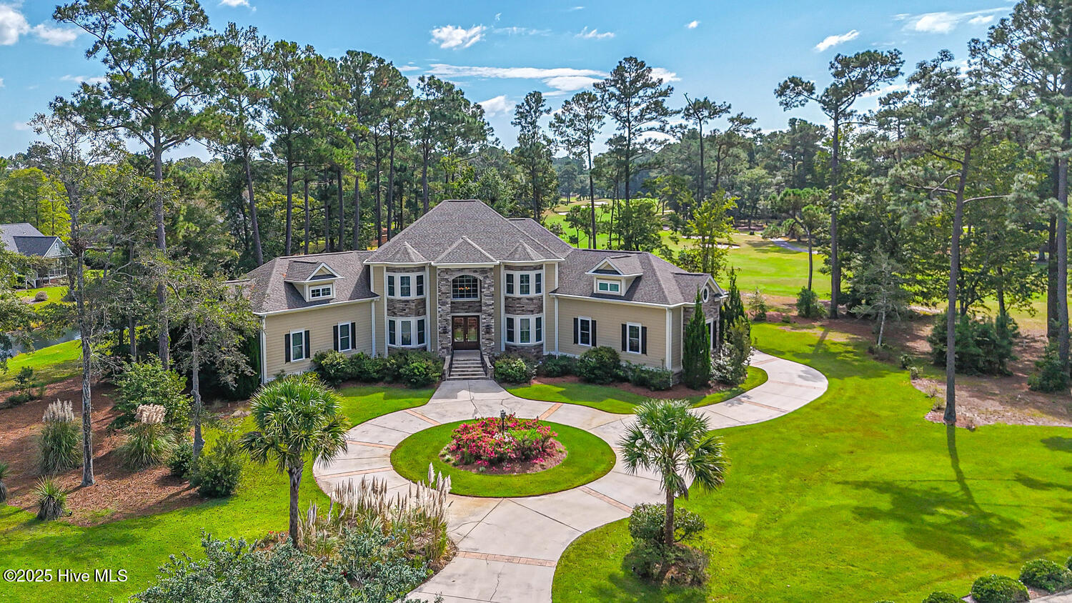 100534571 | Photo 102