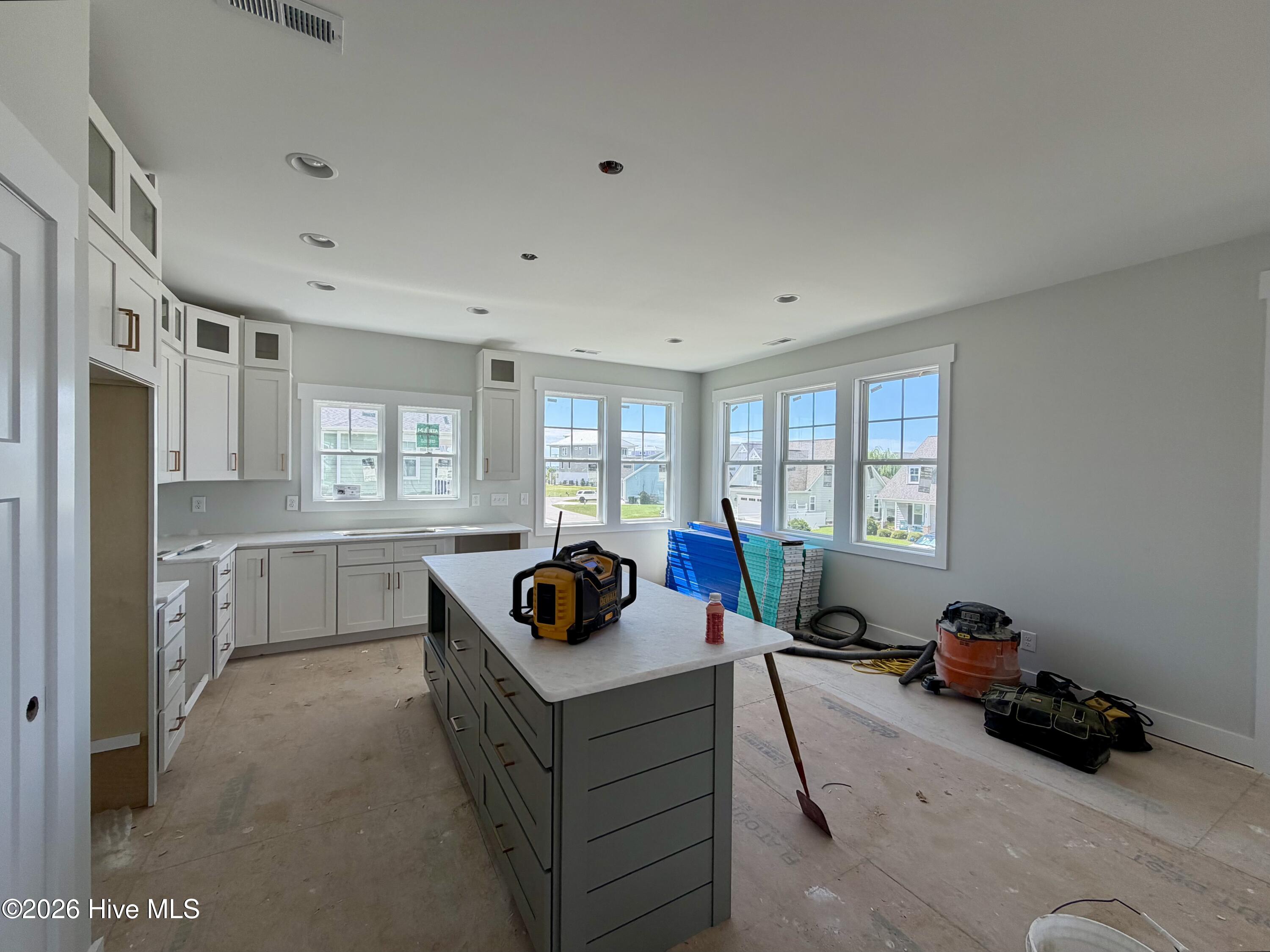 656 Fishermans Point,Newport