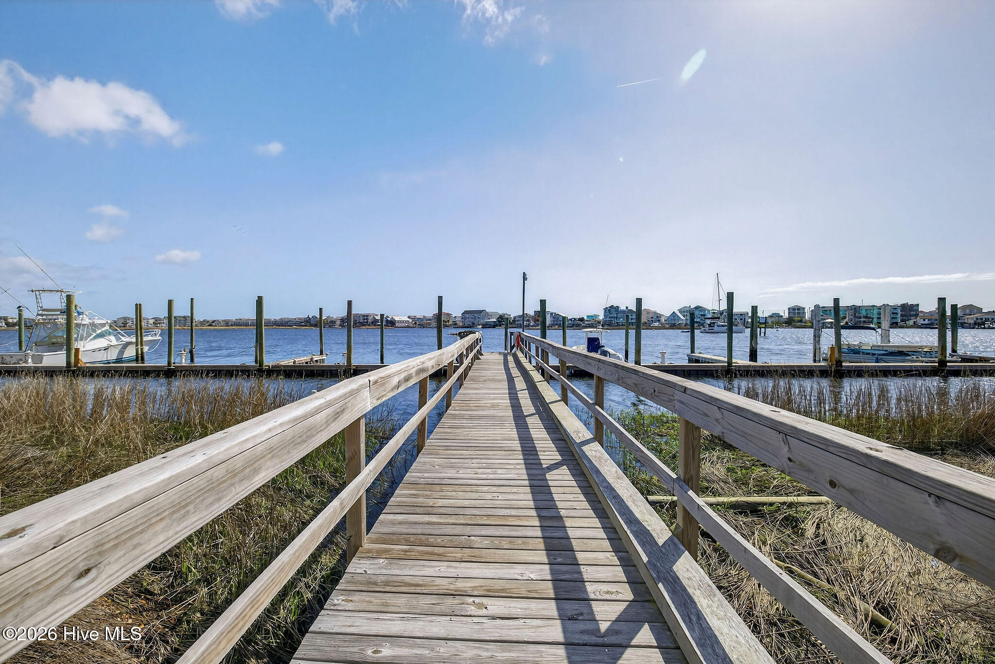 100564348 | Photo 42