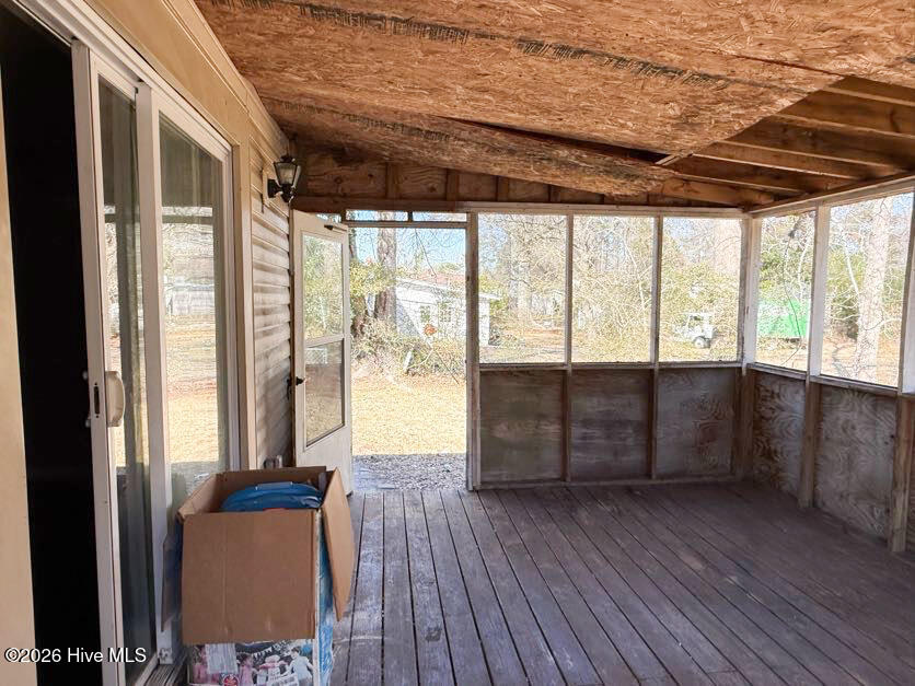 100554283 | Photo 20