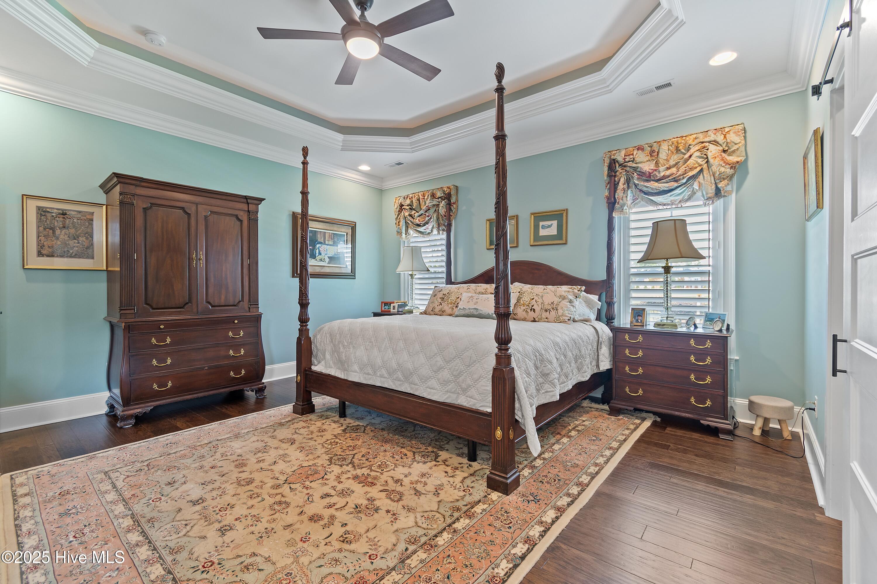 100524697 | Photo 32