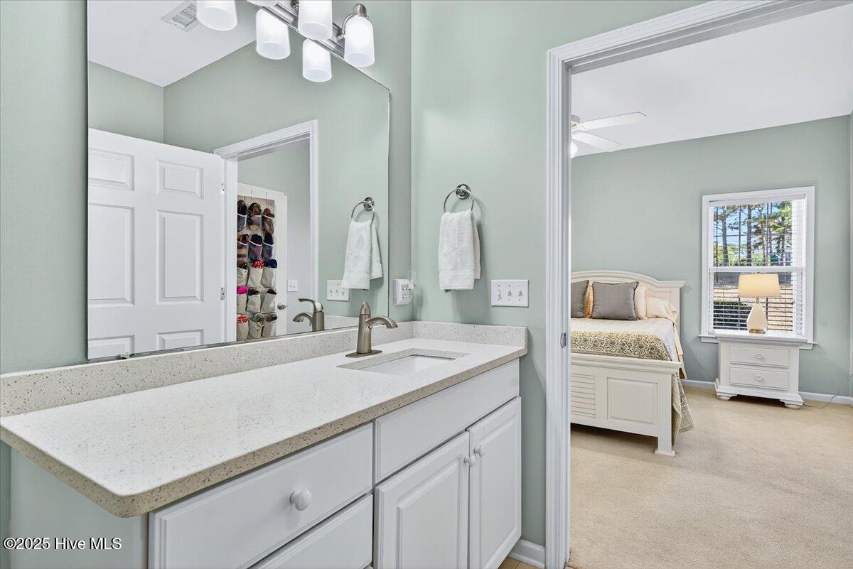 100537429 | Photo 30