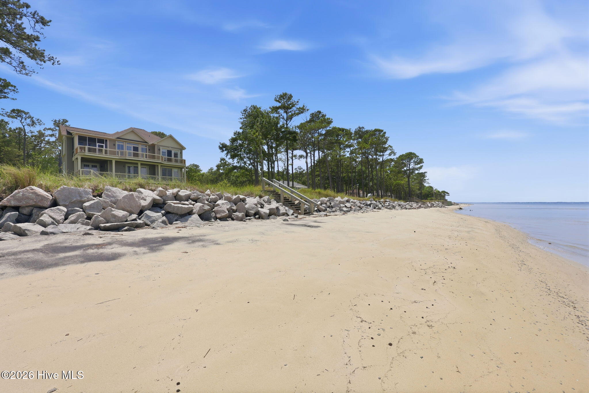 23-web-or-mls-486 Sandy Point Dr 023