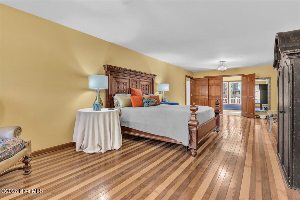 100565591 | Photo 35