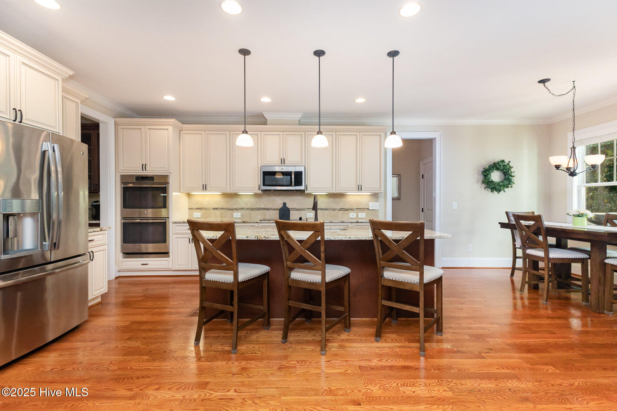 023_kv0a3309-edit_347