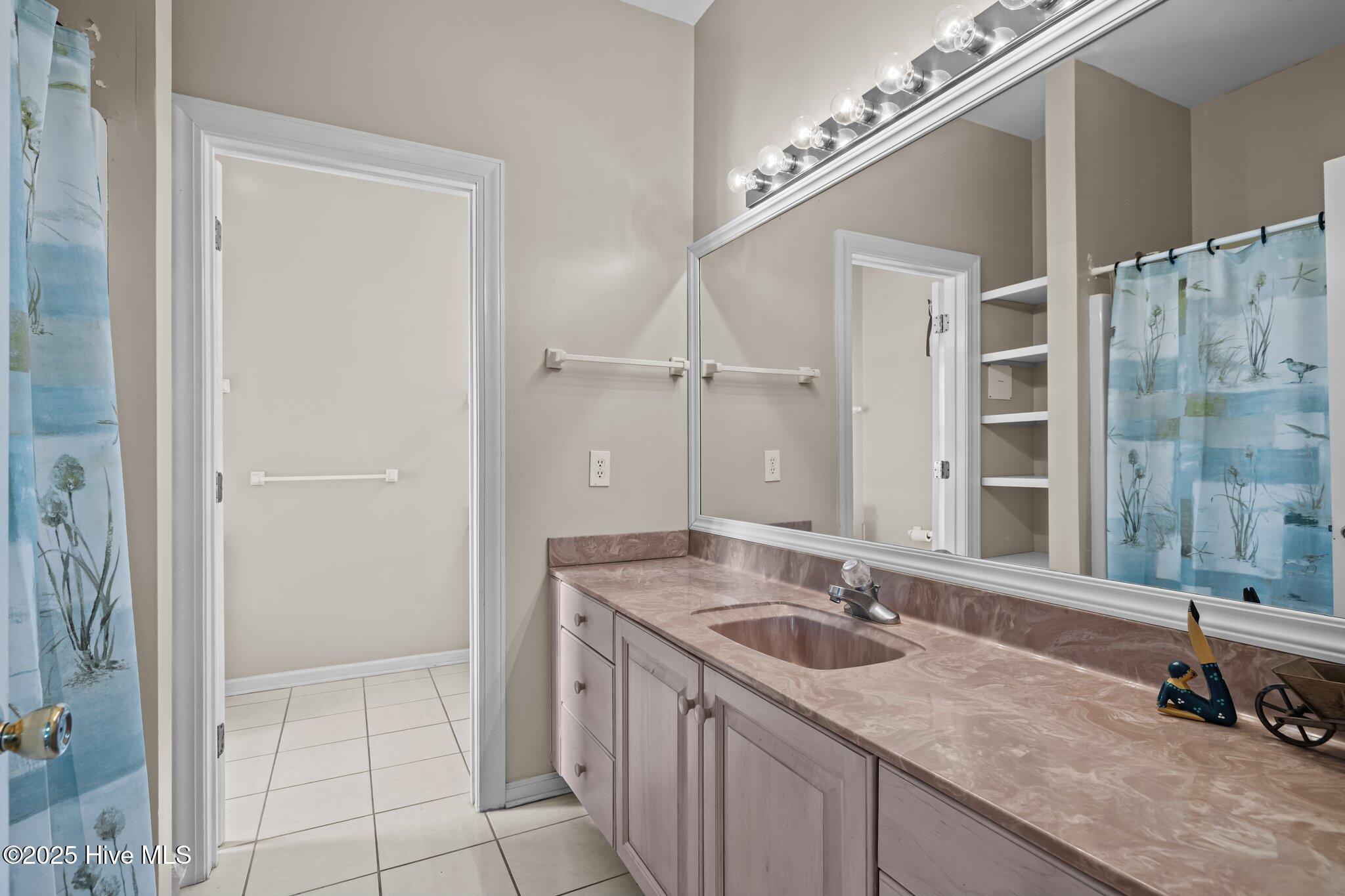 100515431 | Photo 48