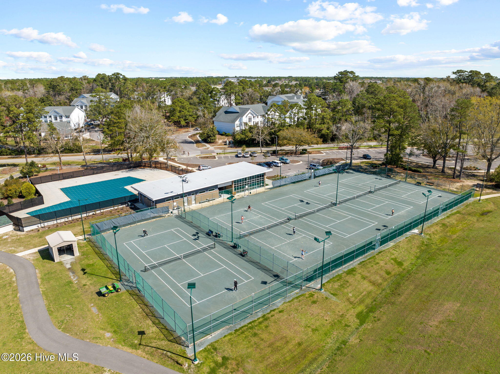 100557388 | Photo 59