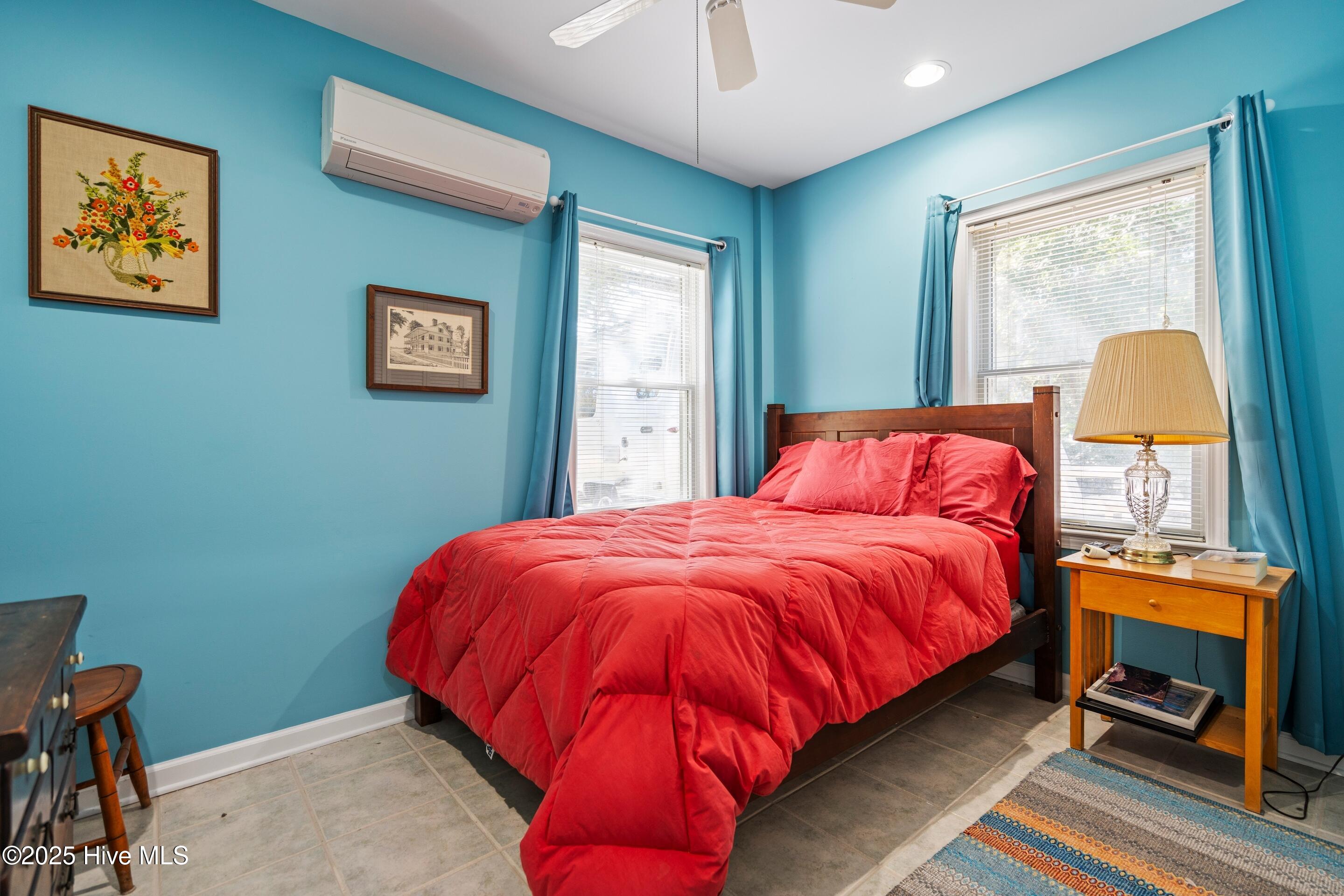 100535794 | Photo 41