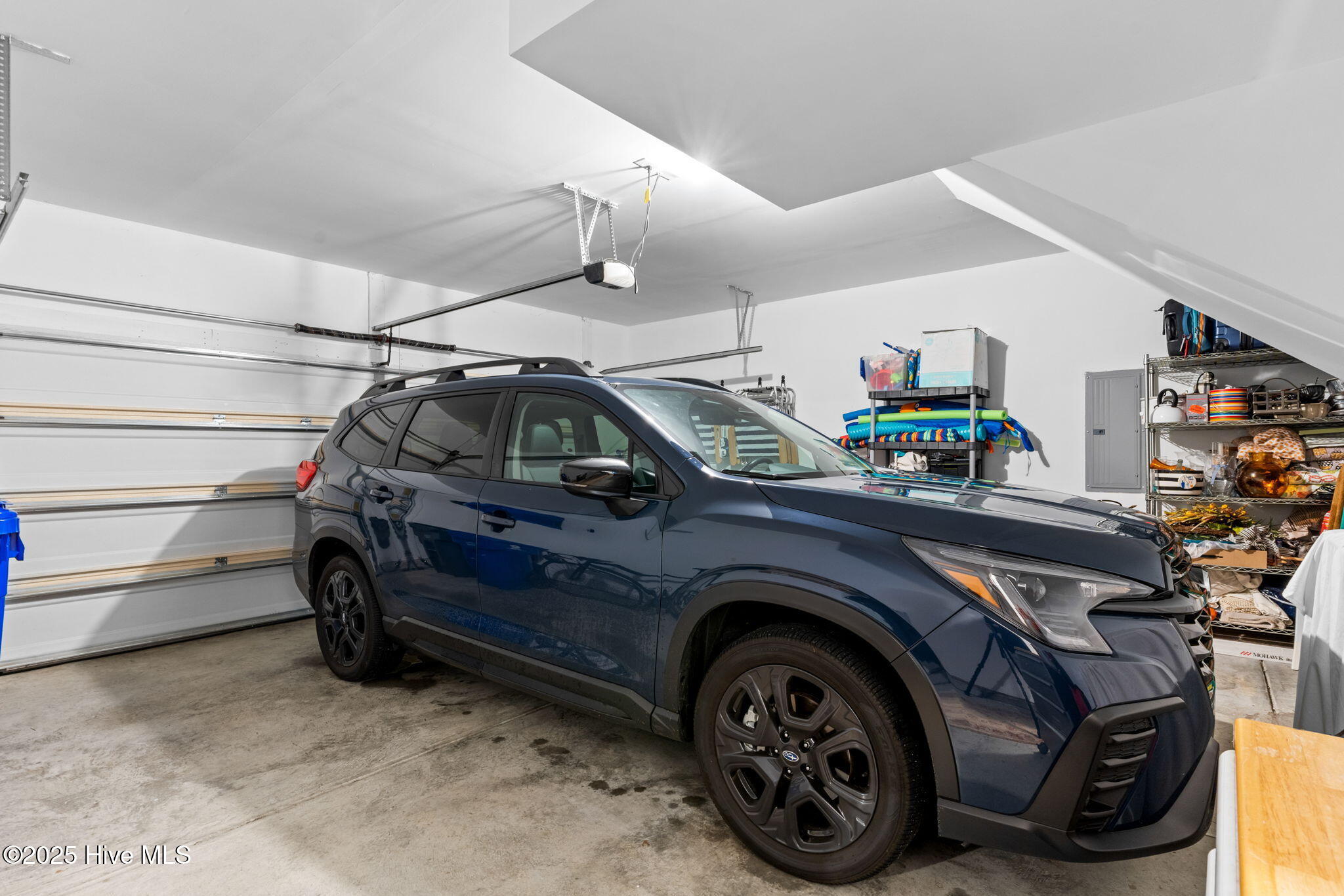 100558980 | Photo 41