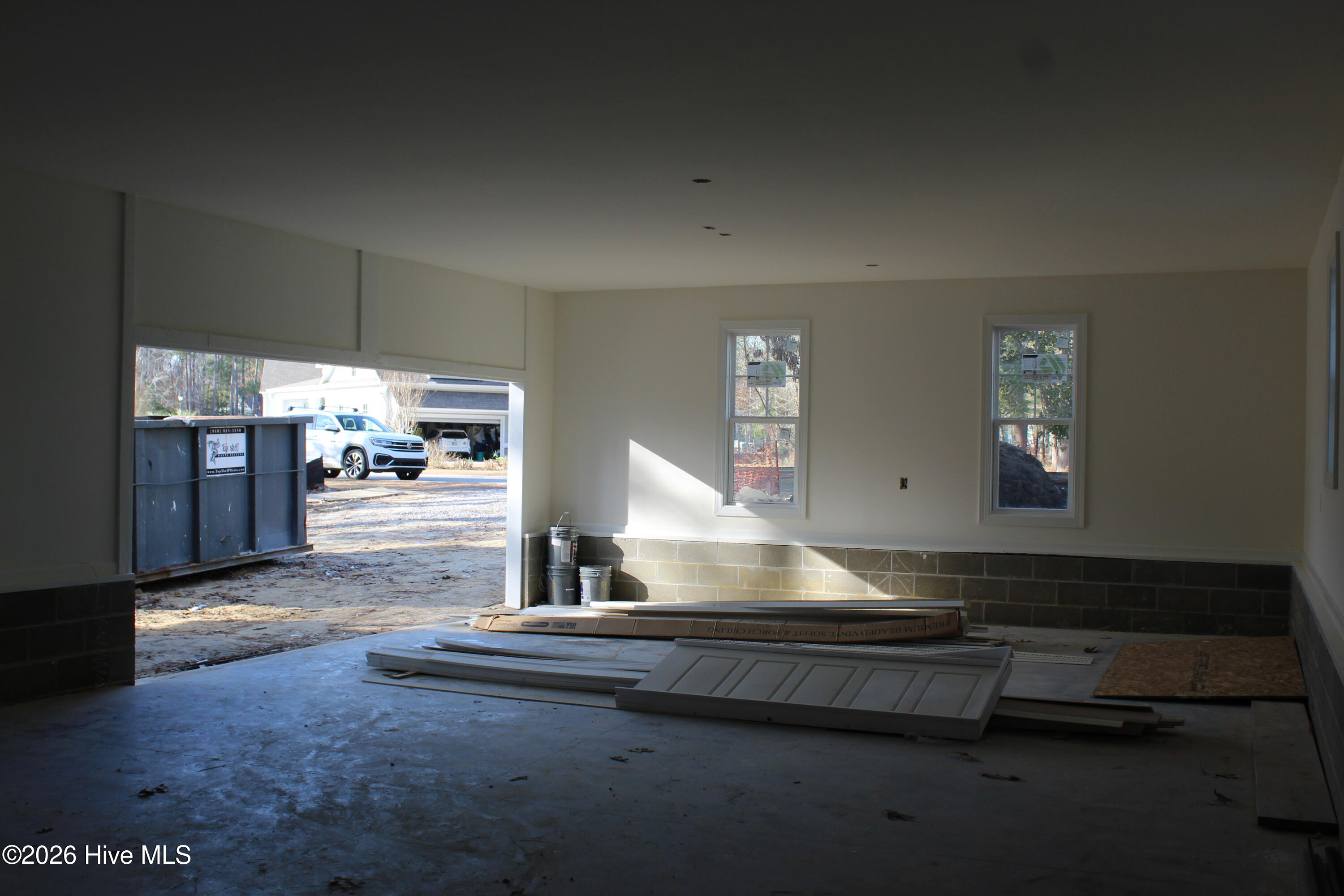 100536128 | Photo 29