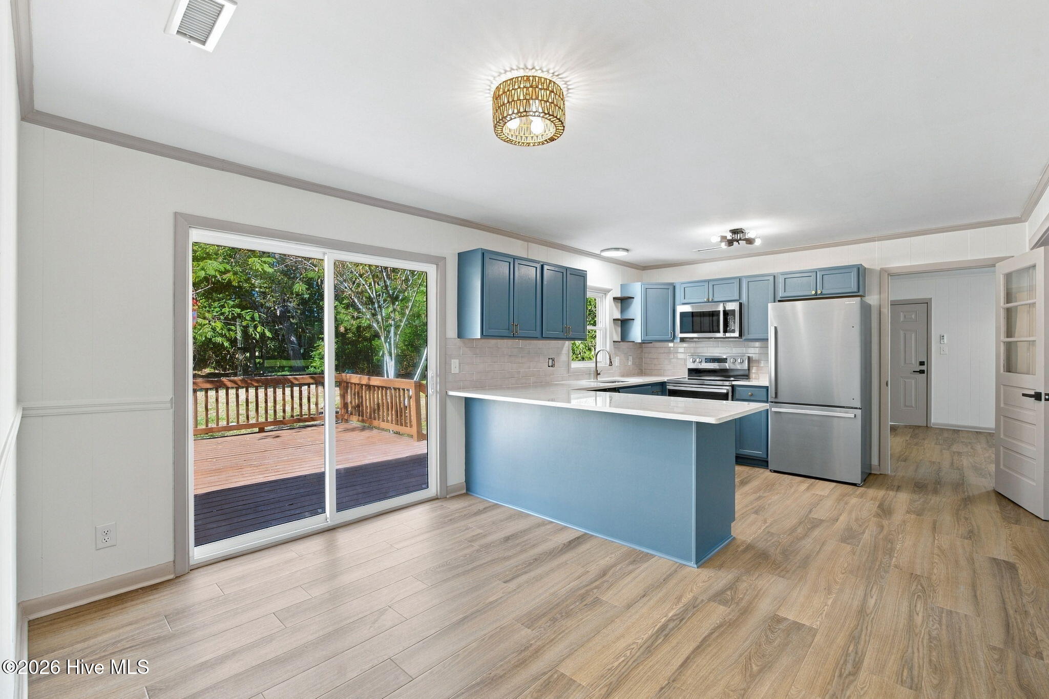 Photo 4 of Single family home for sale at 1501 Parmele Dr, Wilmington, NC 28401 | MLS# 100613157 | Listing updated on 2026-10-30