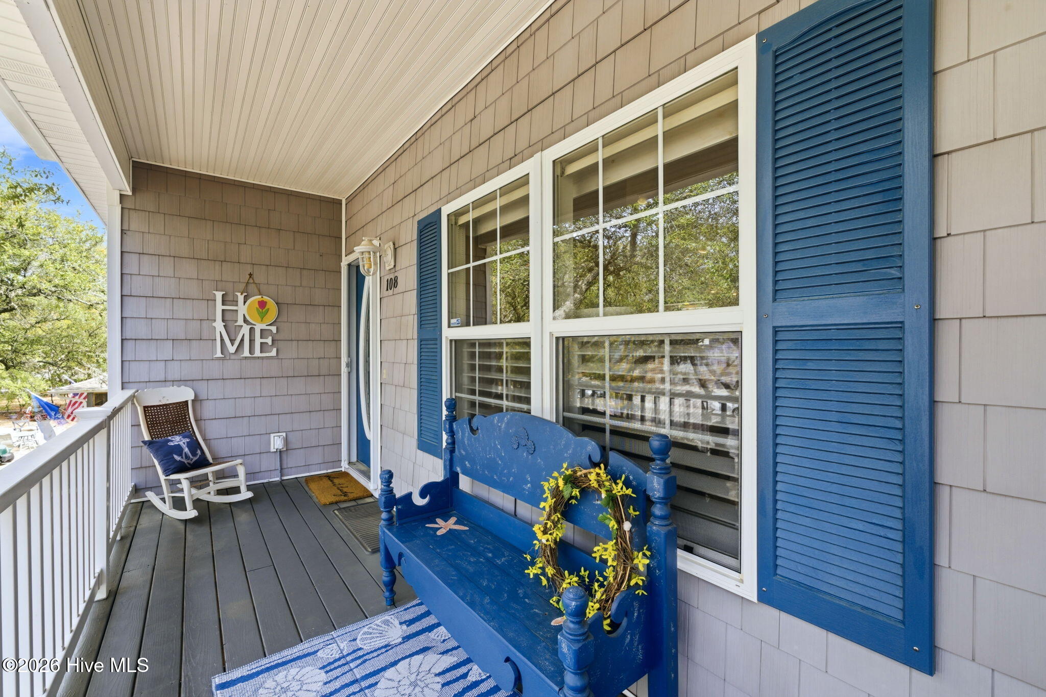 100565063 | Photo 20