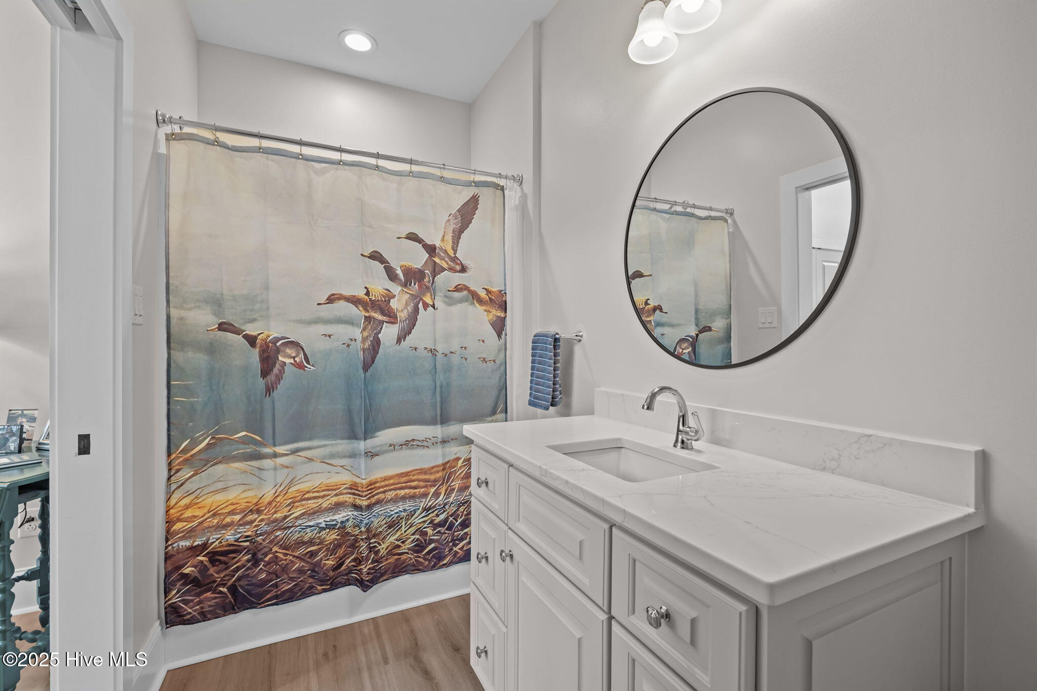 100549920 | Photo 46