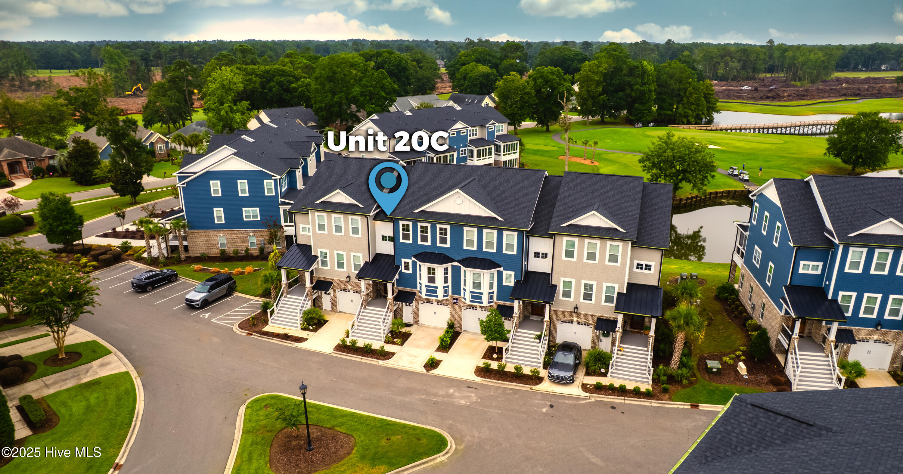 100523933 | Photo 61