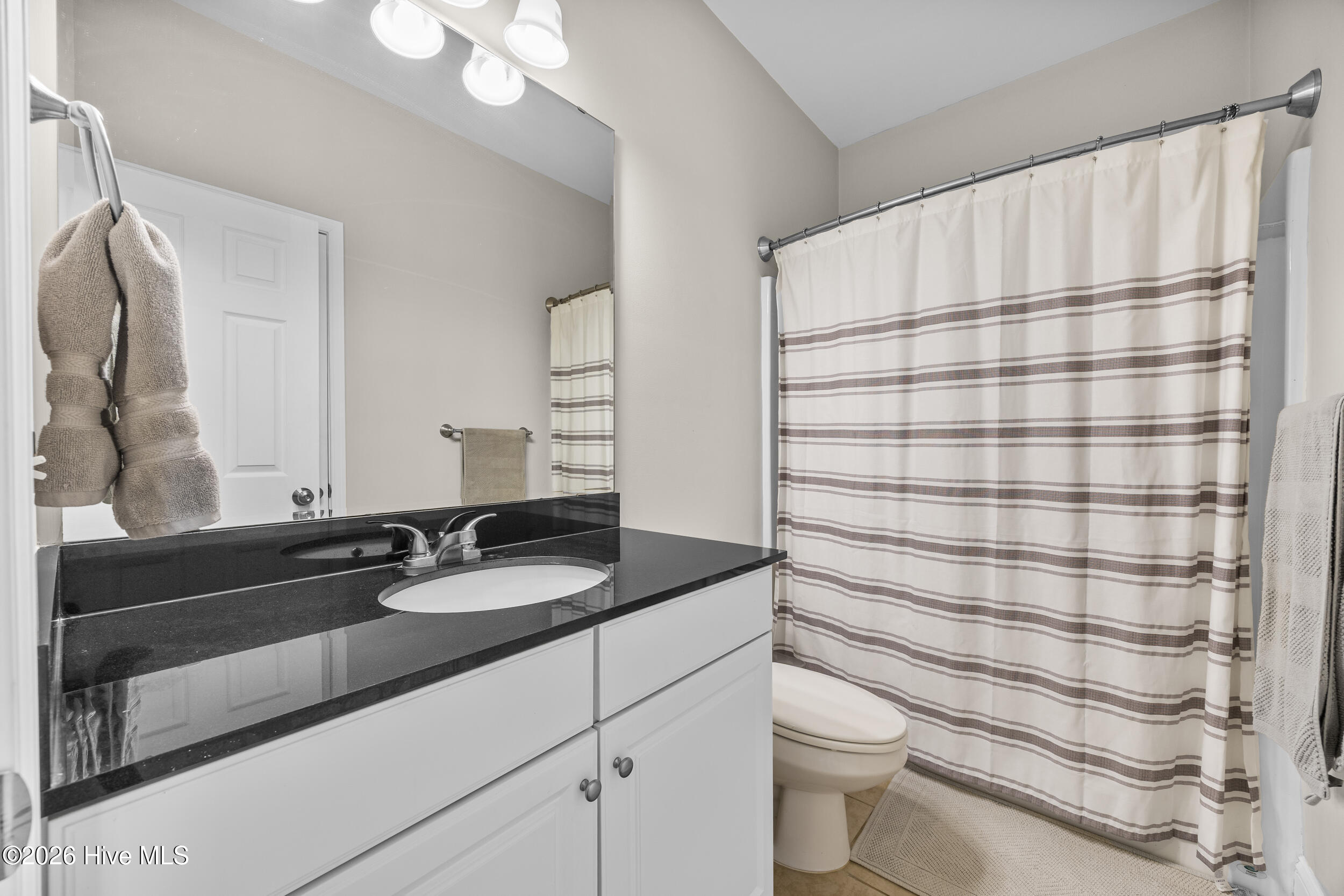 100557127 | Photo 20