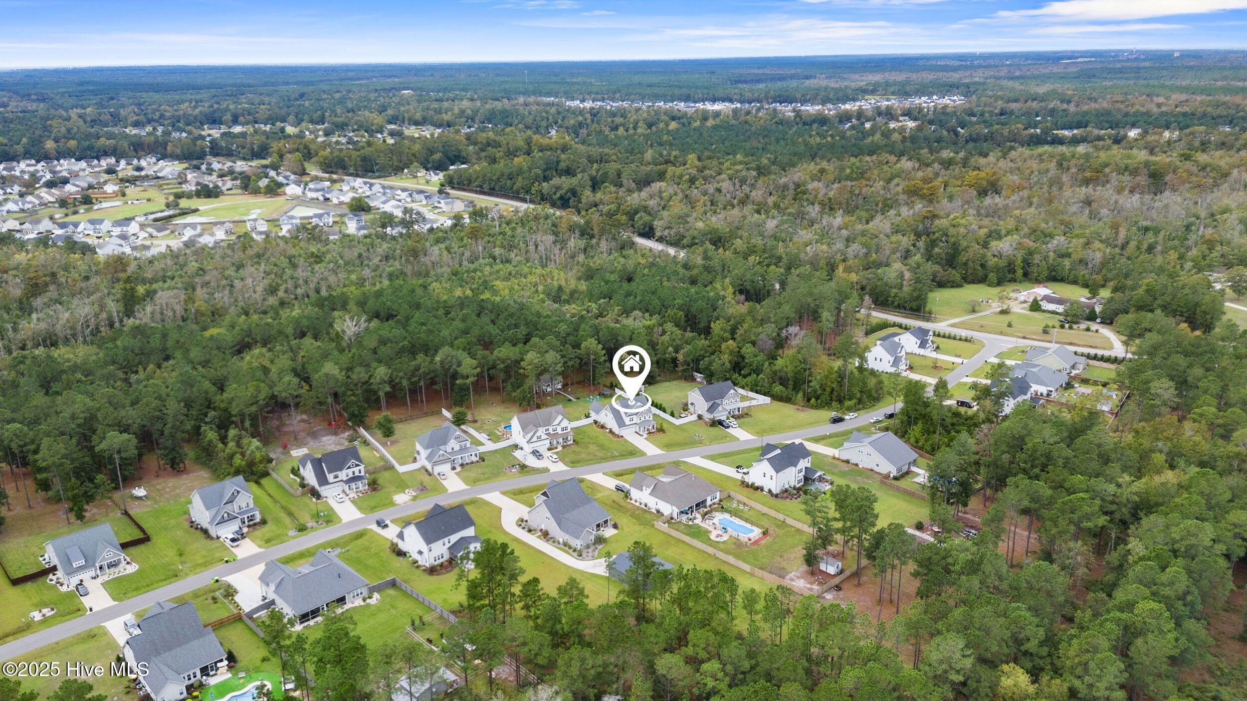 100536261 | Photo 68