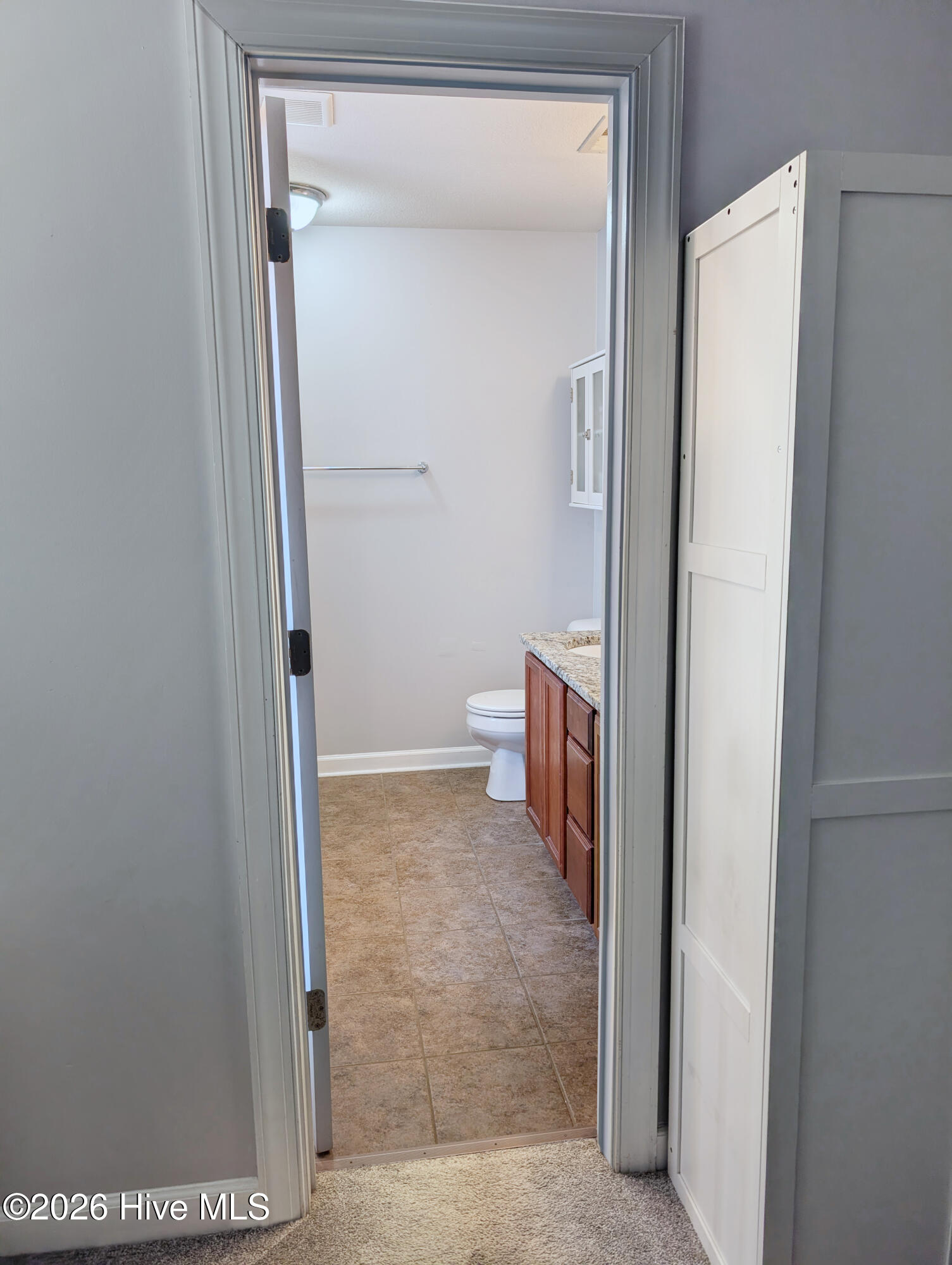 100564734 | Photo 48