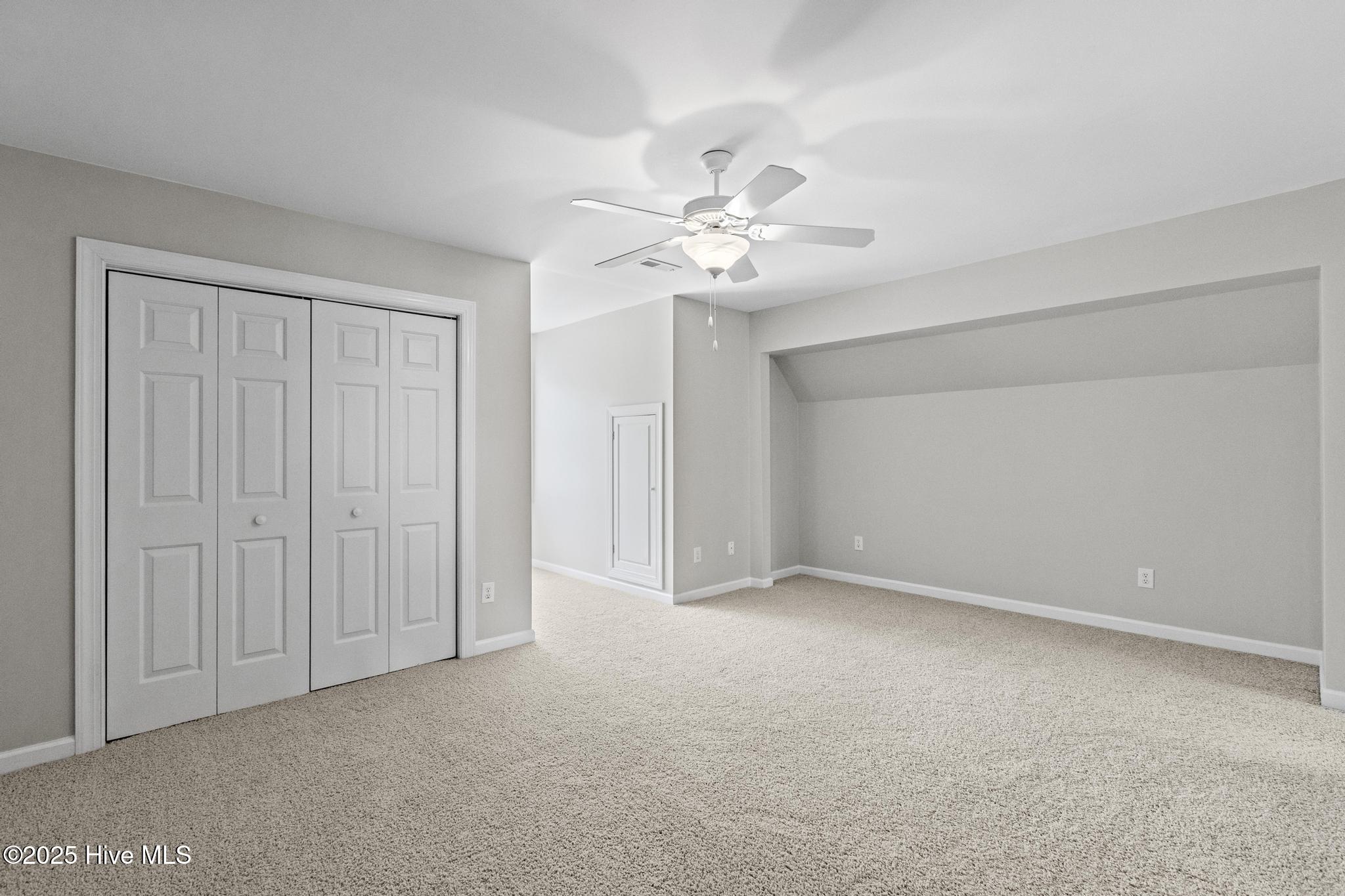 100508292 | Photo 48