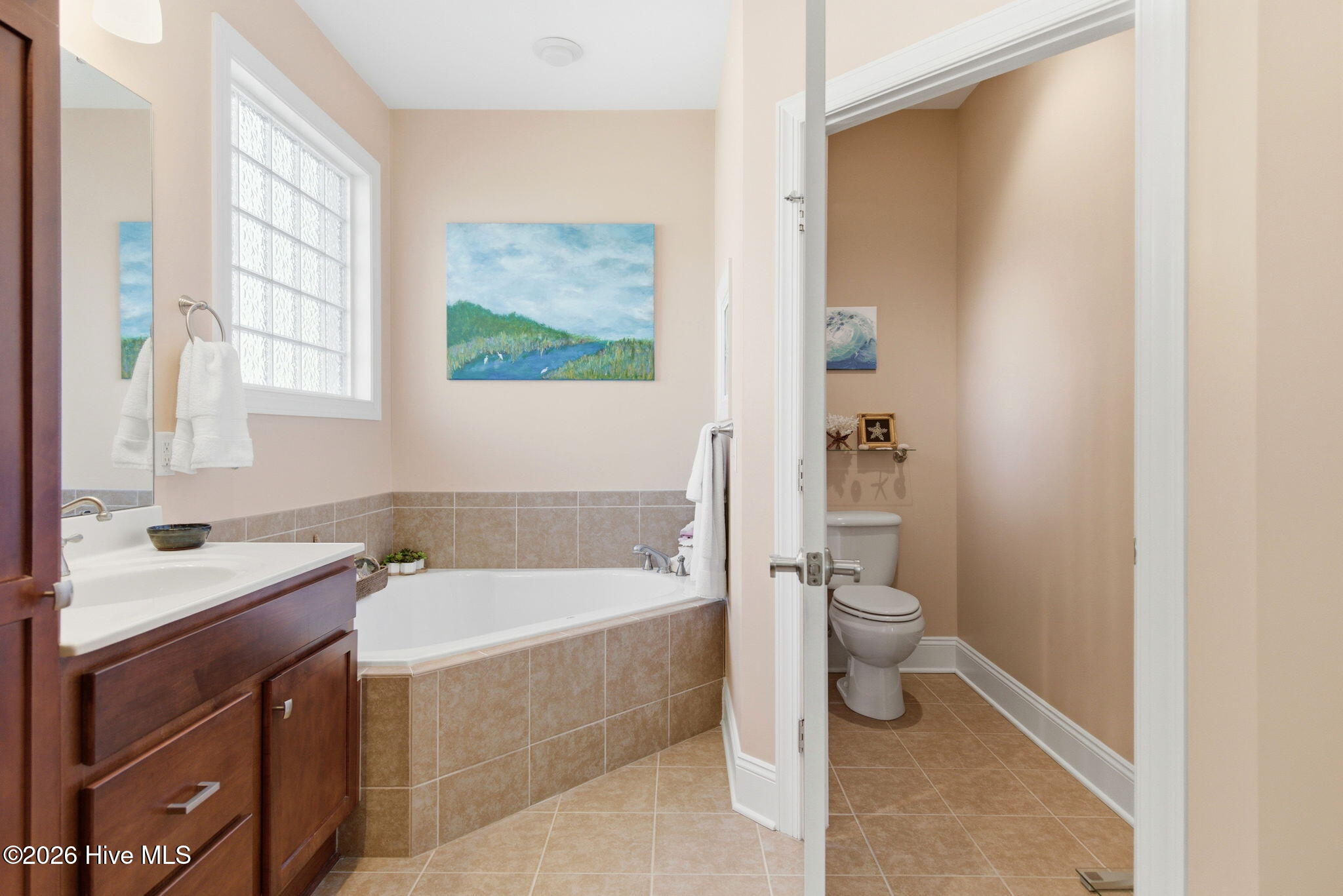 100569410 | Photo 39