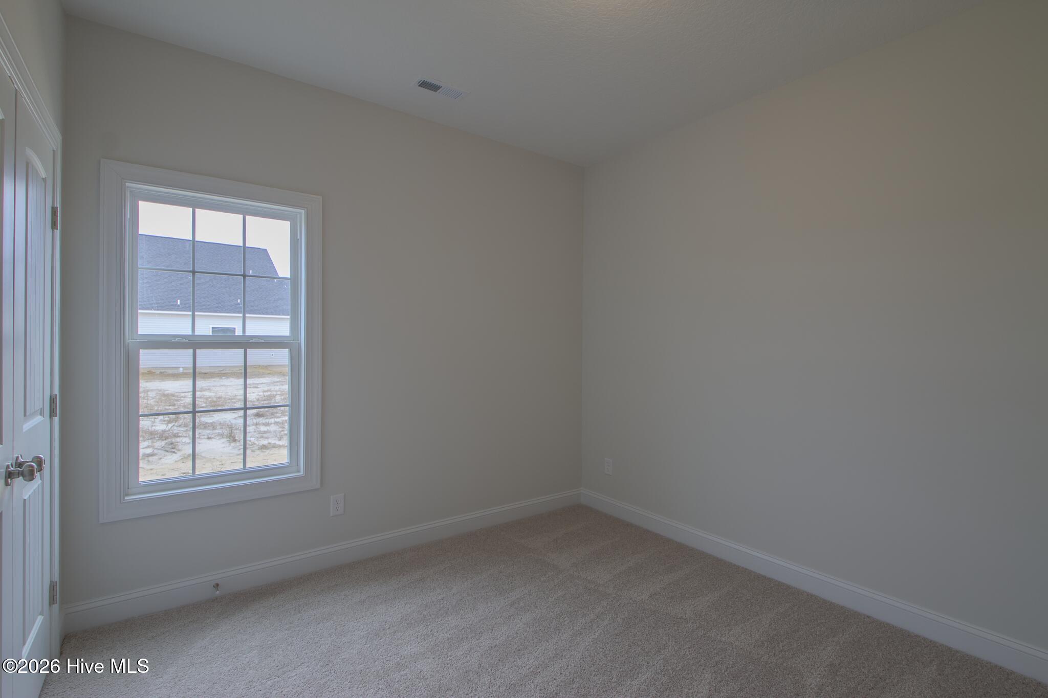 100497435 | Photo 25