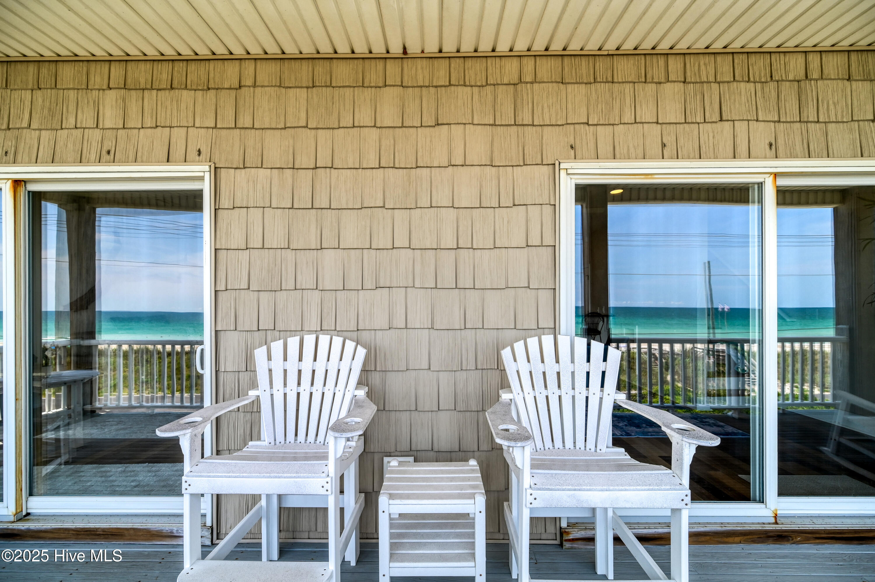 100524834 | Photo 11