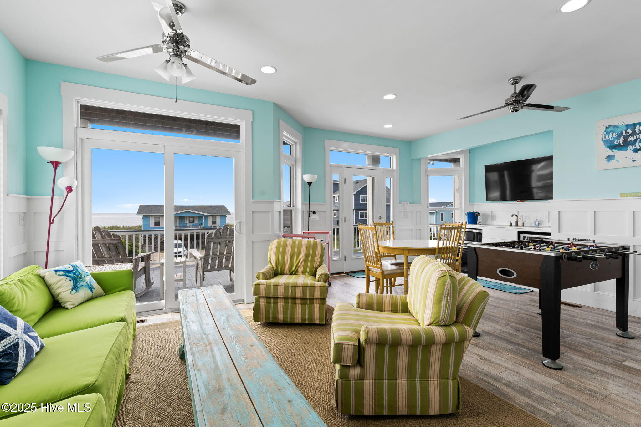 100528214 | Photo 59