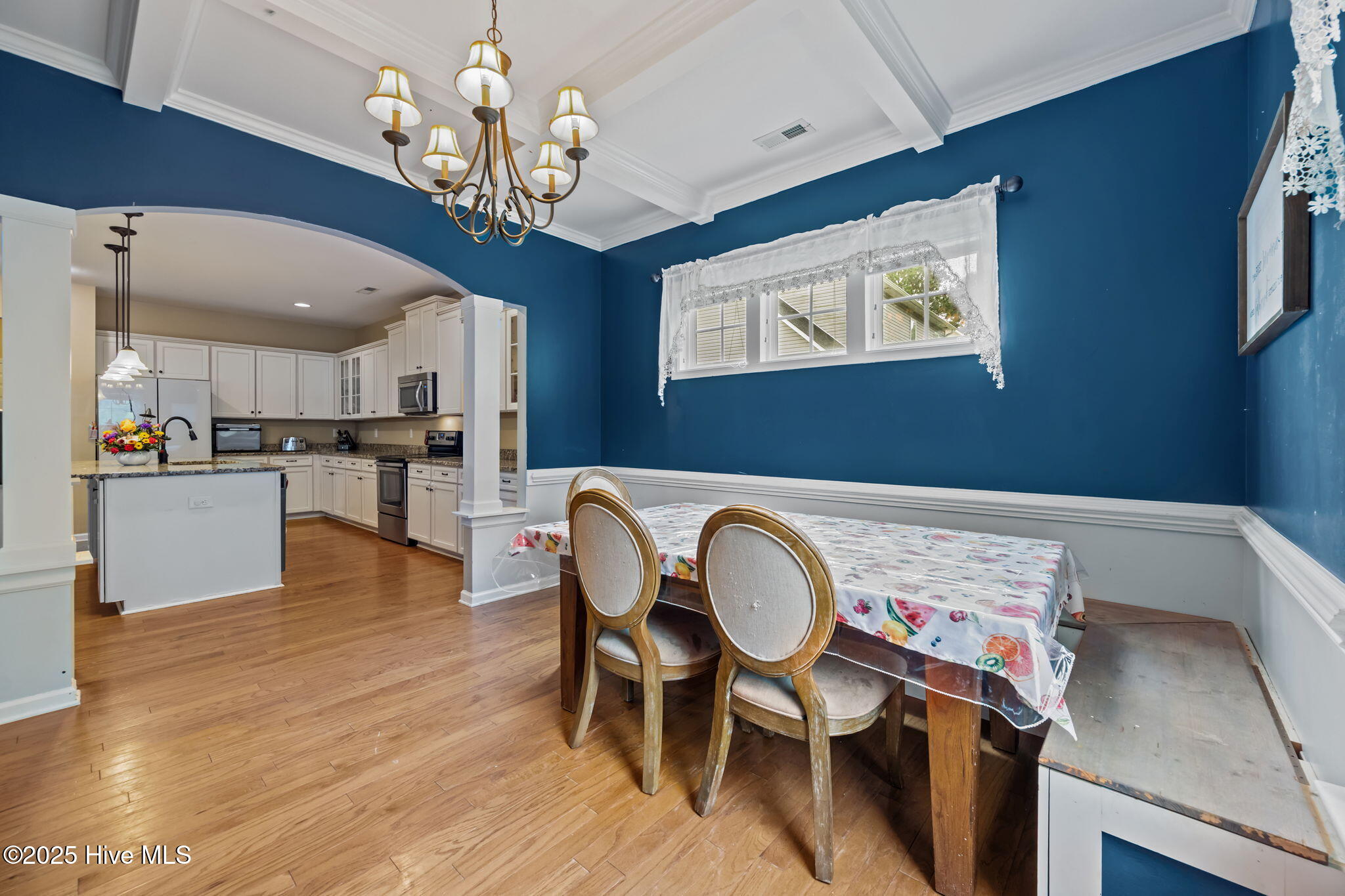 100535491 | Photo 14