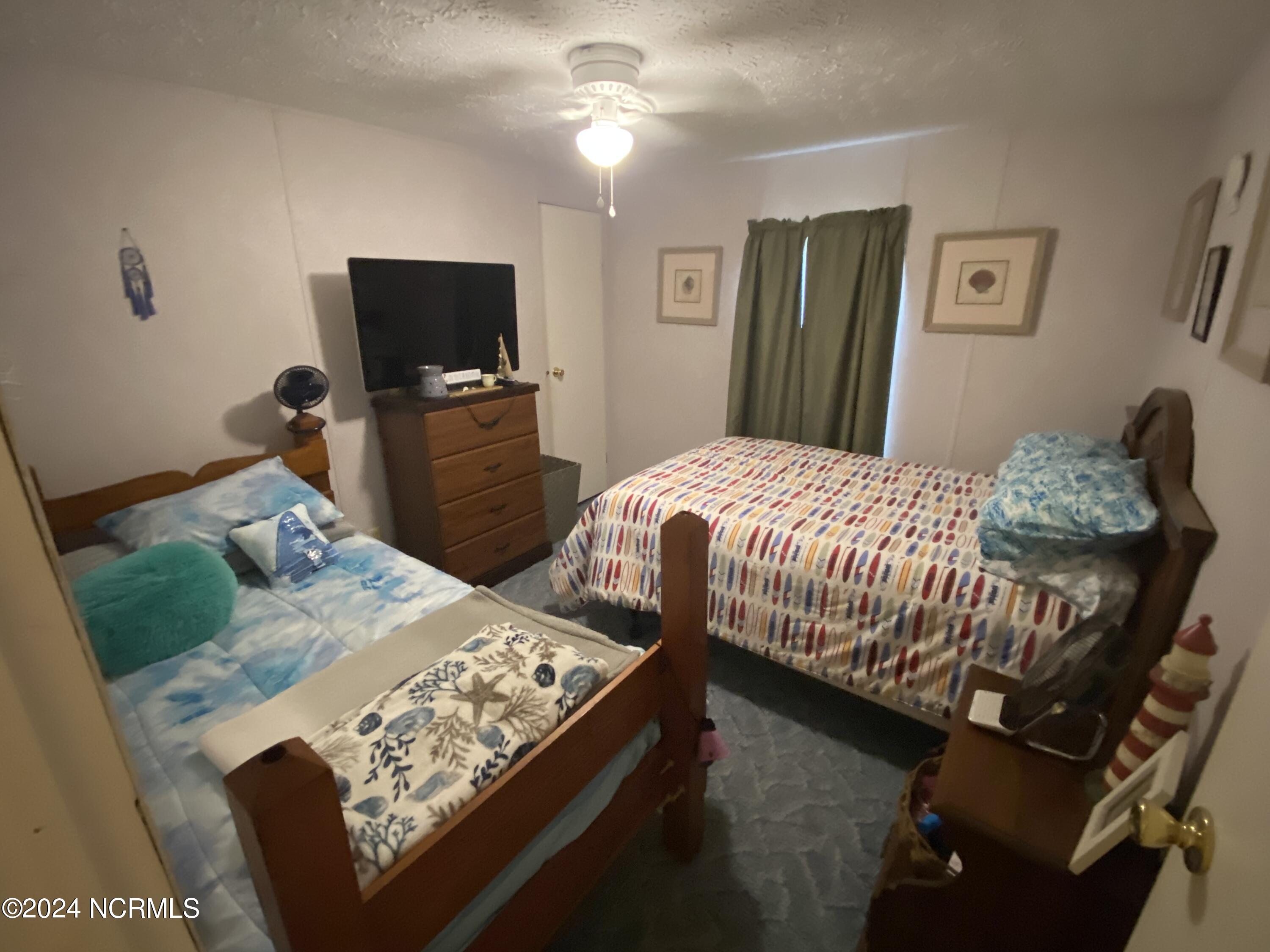 100460932 | Photo 20