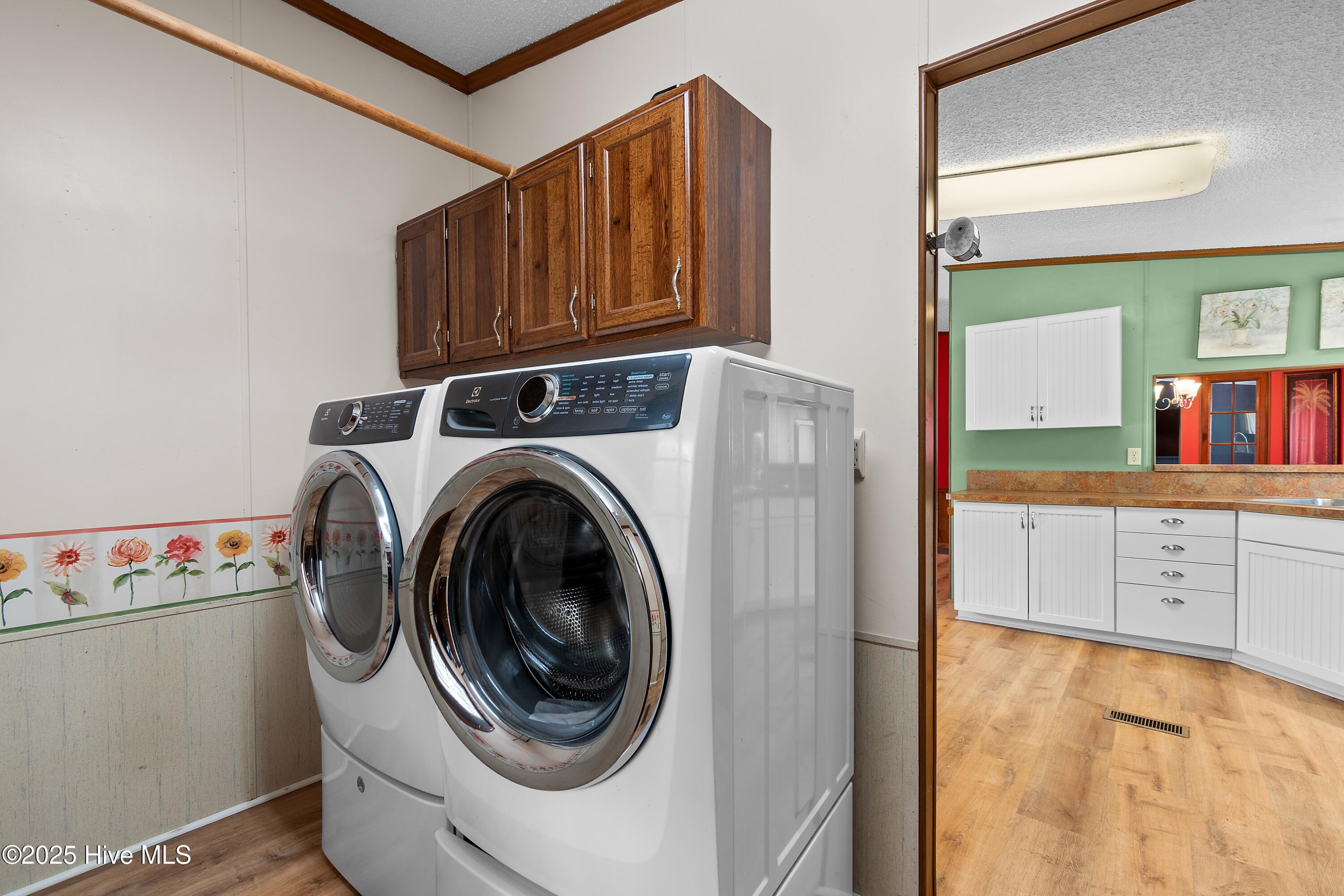 100538927 | Photo 31