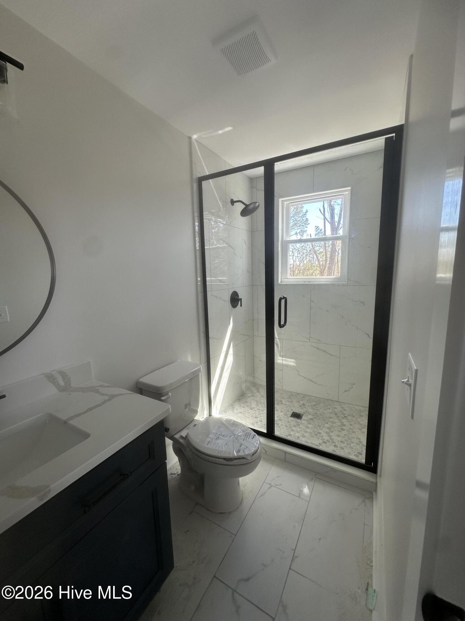 100561346 | Photo 37