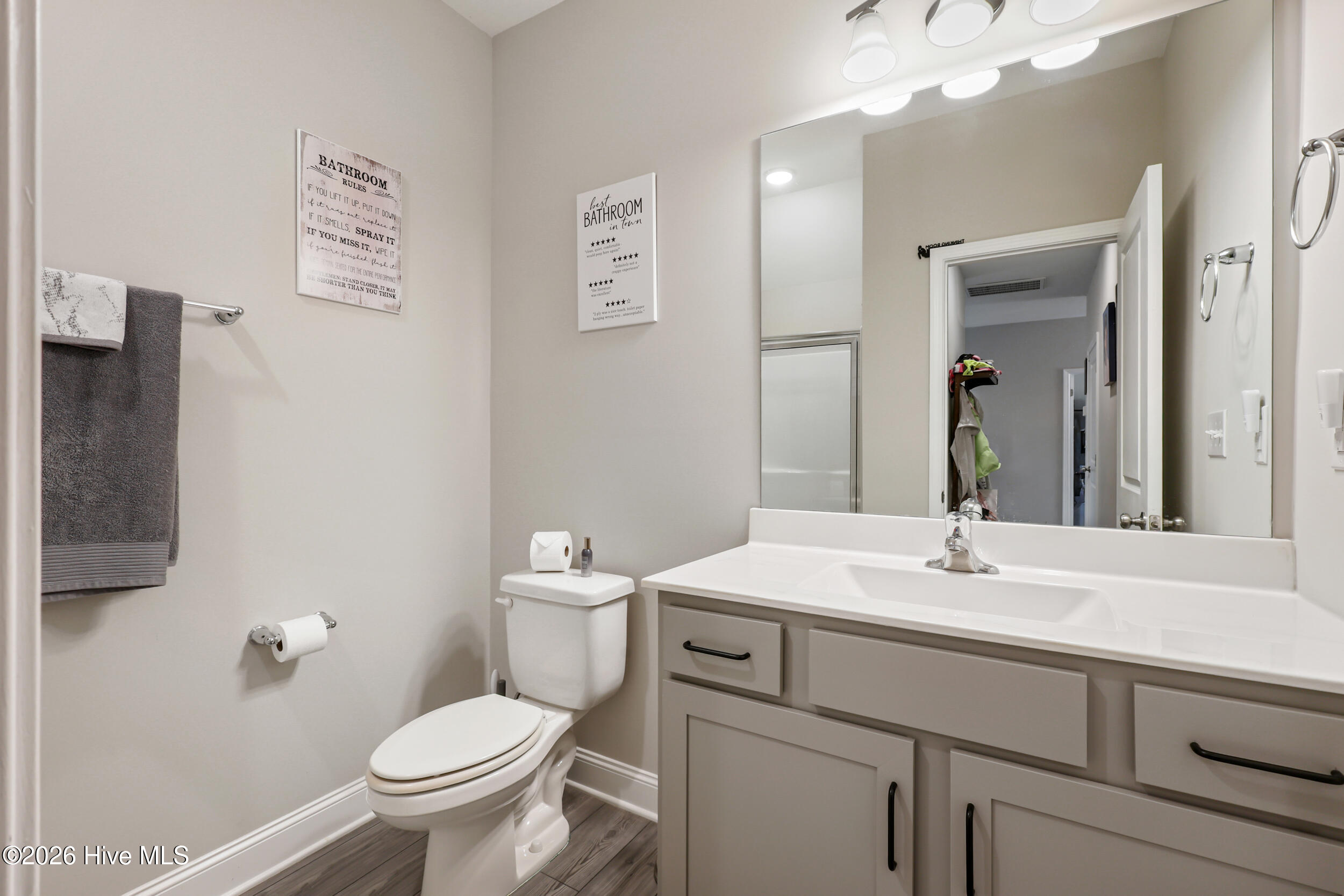 100565604 | Photo 15