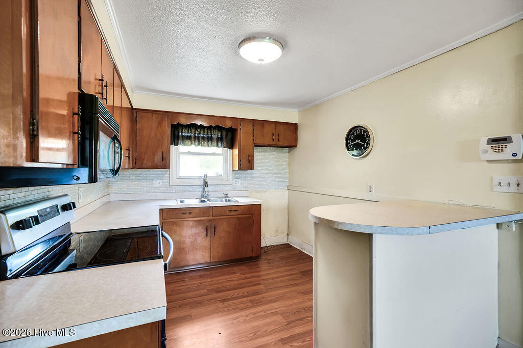 100567983 | Photo 10