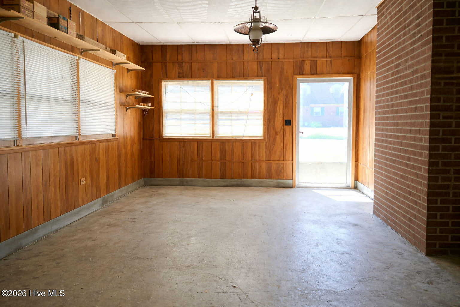 1221 Crescent Drive, Elizabeth City, NC, 27909