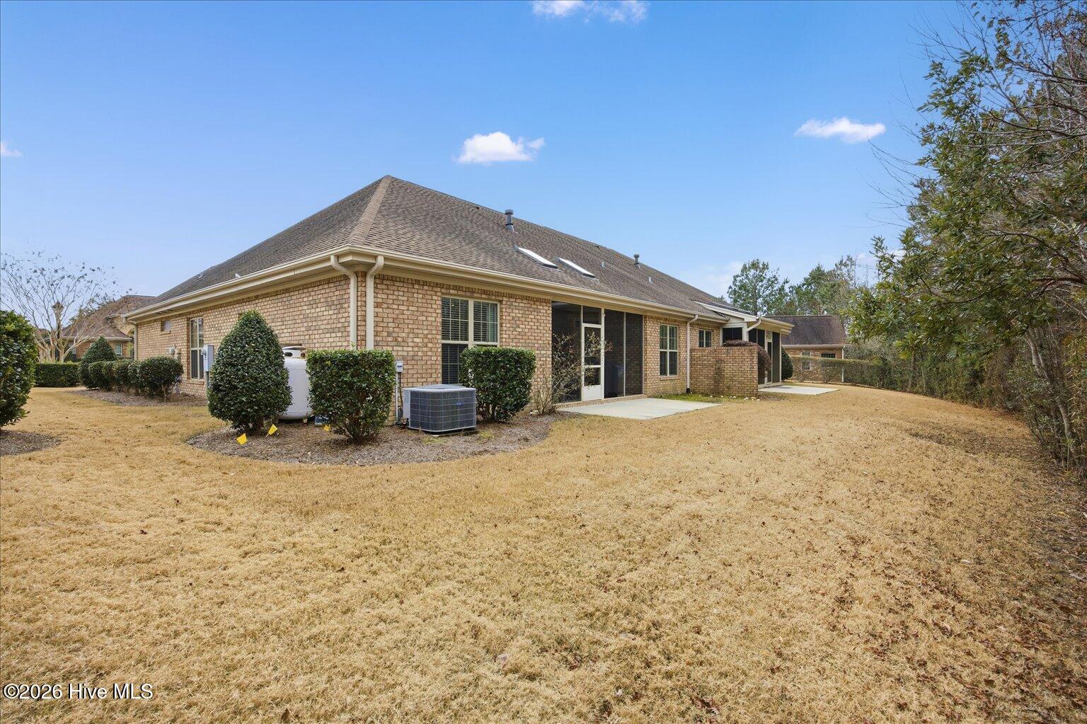 100551356 | Photo 26