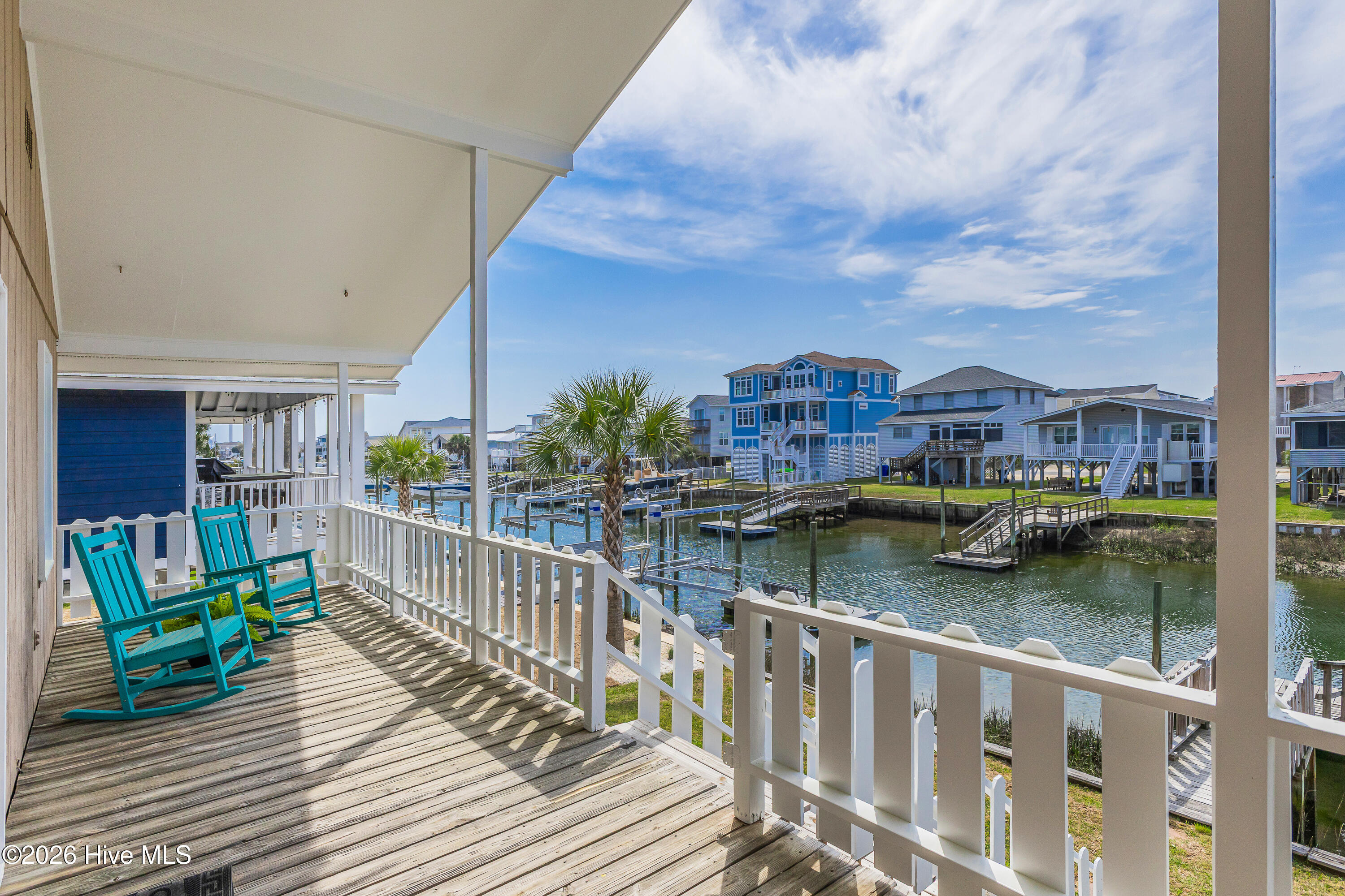 100562663 | Photo 31