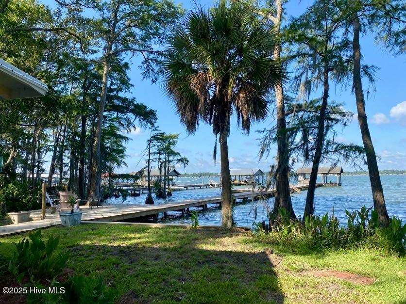 Homes for sale in Elizabethtown, NC | 940 White Lake Dr, Elizabethtown, NC 28337 | MLS# 100521475