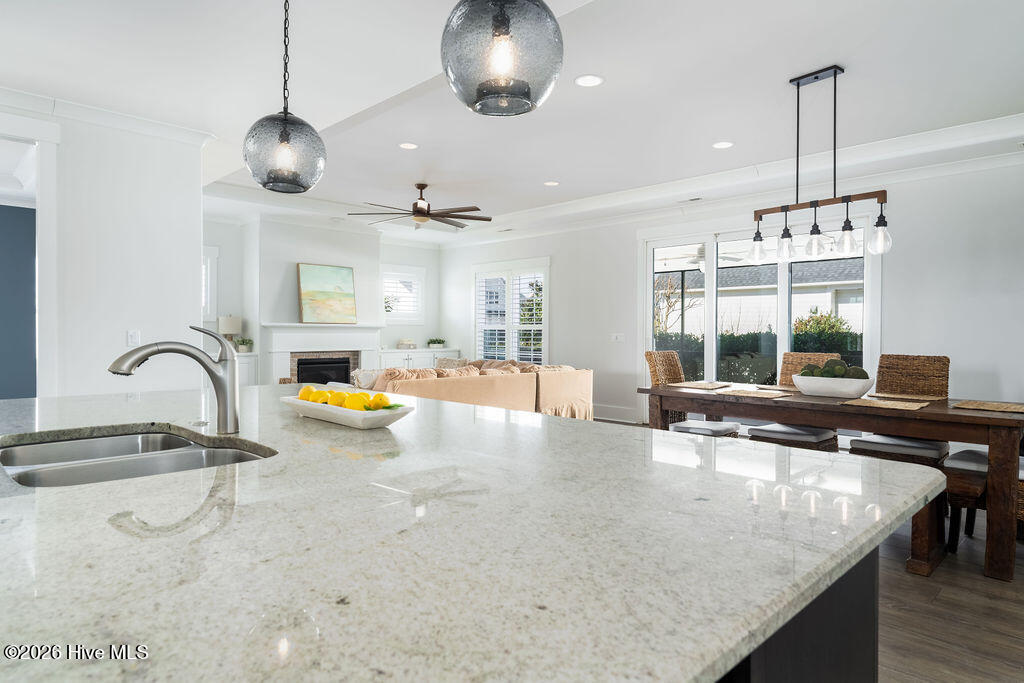 100551056 | Photo 17